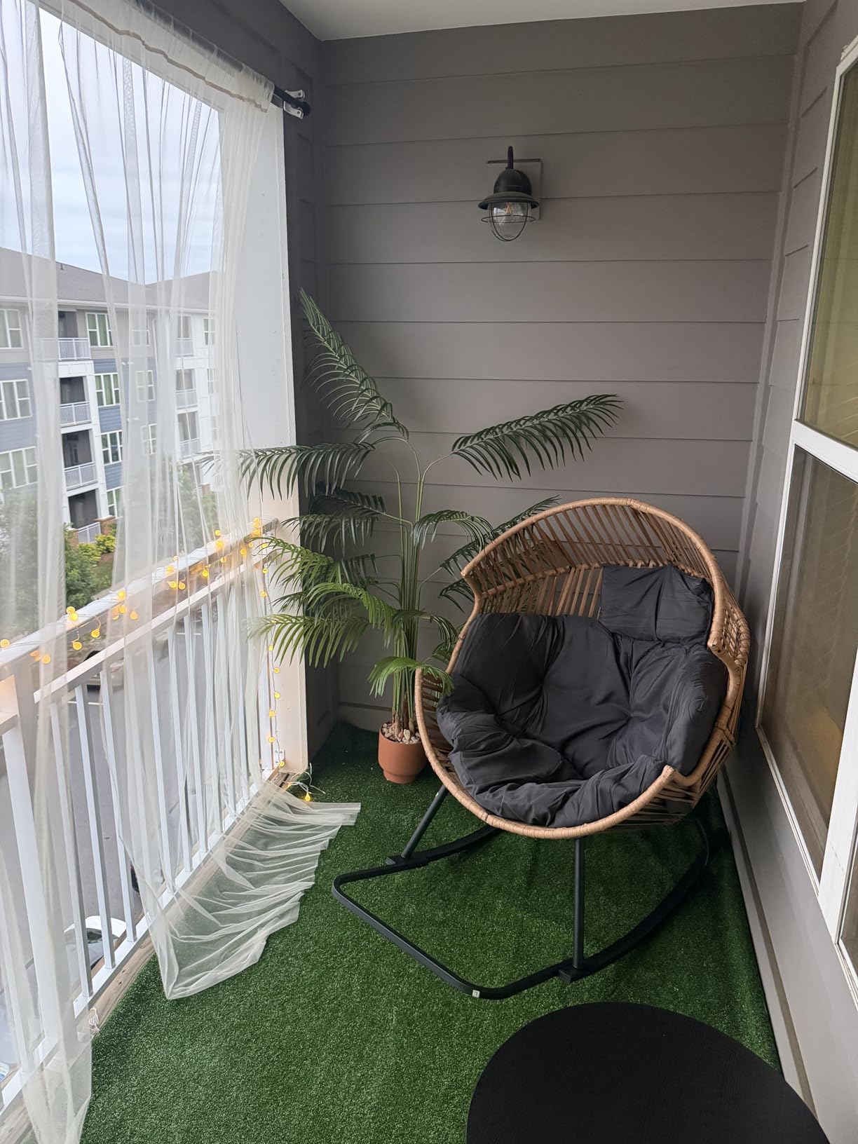 Vongrasig Wicker Egg Chair PE Rattan Rocking Chair with Cushion, Oversized Patio Lounge Rocker Chair for Outdoor, Indoor, Balcony, Backyard, Garden, Beige customer photo 2