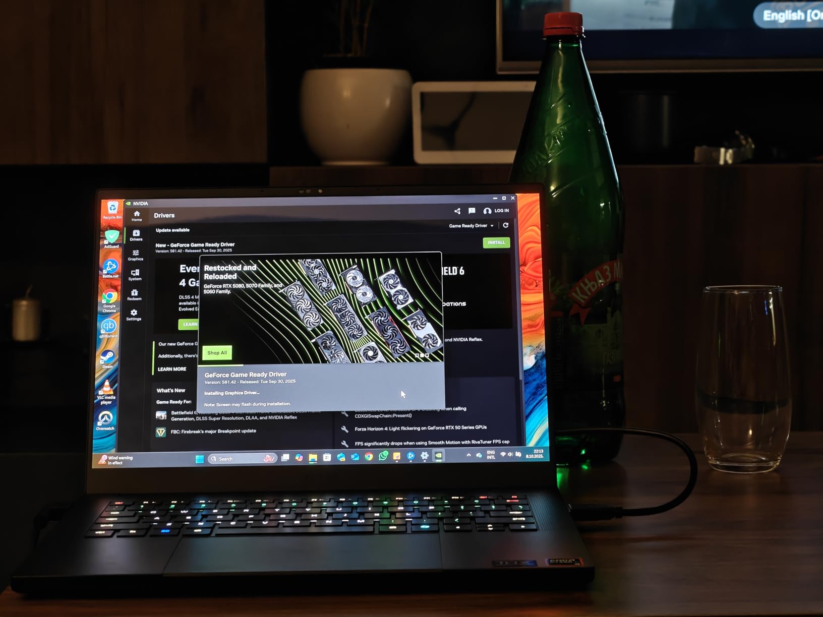 Razer Blade 14 (2025) Gaming Laptop: NVIDIA GeForce RTX 5070 - AMD Ryzen AI 9 365 CPU - 3K 120Hz OLED Display - 64GB LPDDR5X RAM - 2TB SSD - Thin & Lightweight - Chroma RGB - Windows - Black customer photo 2