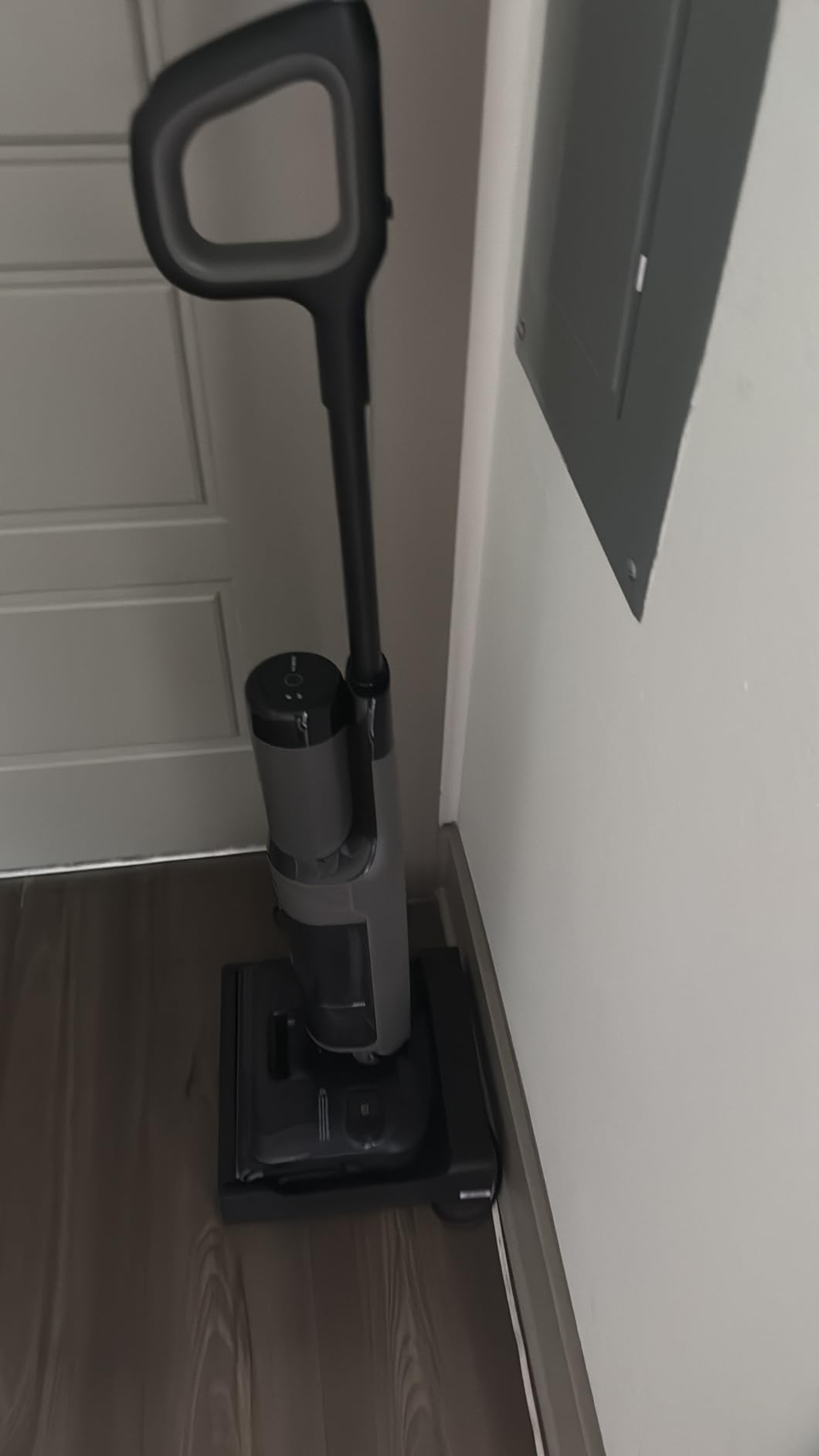 Tineco Floor ONE i6 Stretch Wet Dry Vacuum Cleaner, Vacuum & Mop All in One, 20kpa Powerful Suction, Up to 40 Minutes Runtime, 180 Lay-Flat, Anti-Tangle Design, Full-Path Self-Cleaning&185℉ Flashdry customer photo 2
