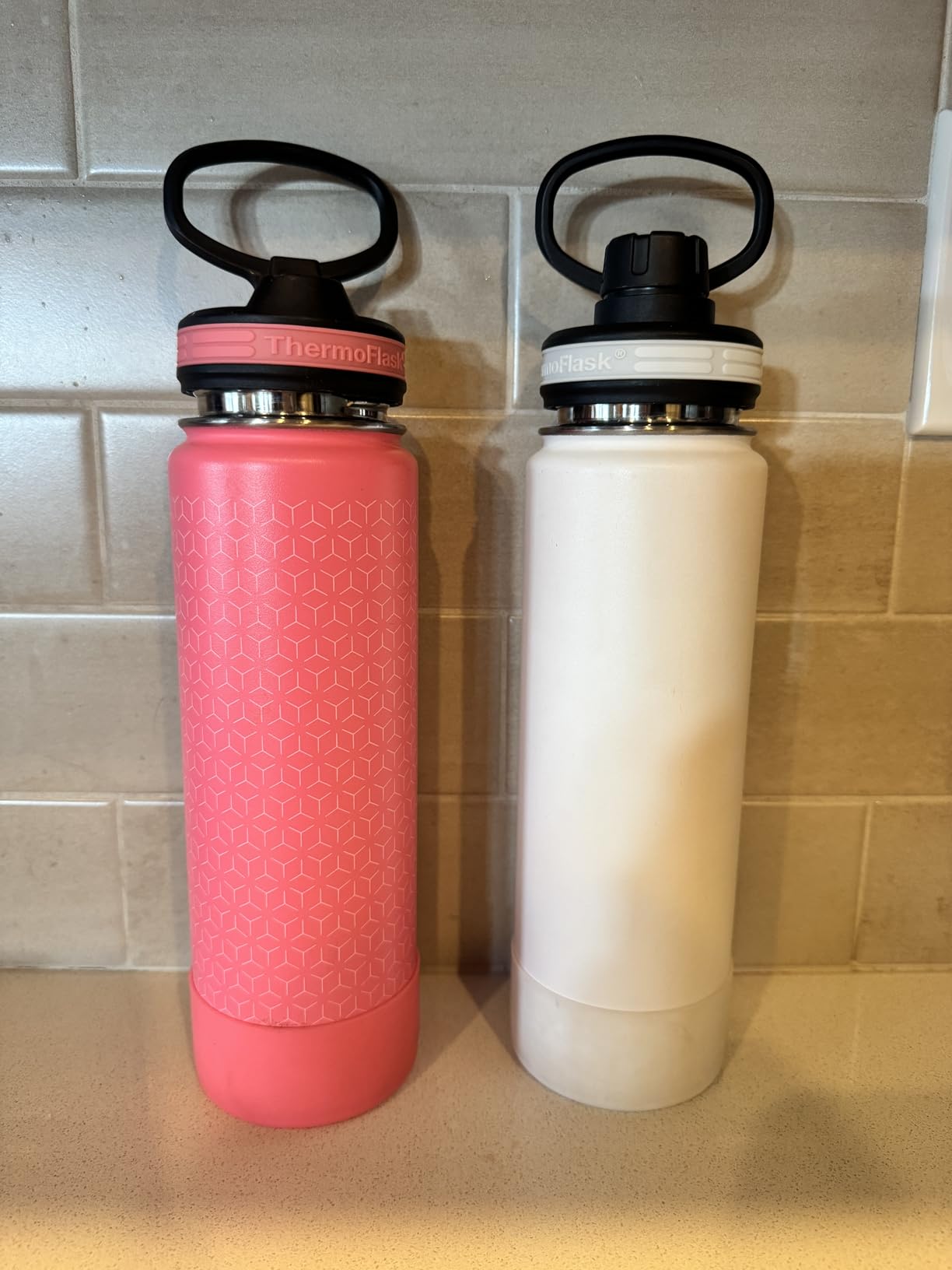 ThermoFlask Insulated Water Bottle with Spout Lid (24 oz, Sunkissed Coral) - Leakproof, Stainless Steel Water Bottle for Cold & Hot Drinks, Travel & Daily Hydration customer photo 2