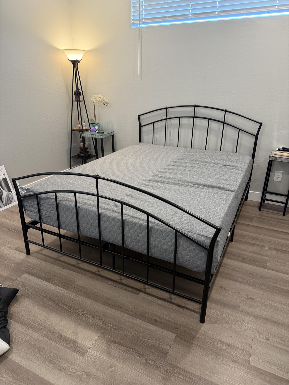 Novilla 14 Inch Queen Size Mattress, Cooling Memory Foam Mattress Queen with Enhanced Airflow, Pressure Relief & Durable Support, CertiPUR-US Certified Mattresses in a Box with Breathable Fabric customer photo 2