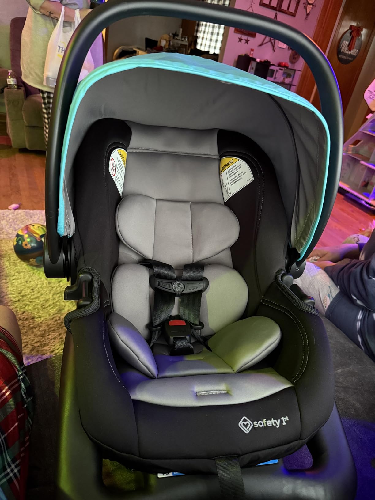 Safety 1st OnBoard FLX Infant Car Seat with Base, Lightweight Baby Car Seat for Travel, Old Soul customer photo 1