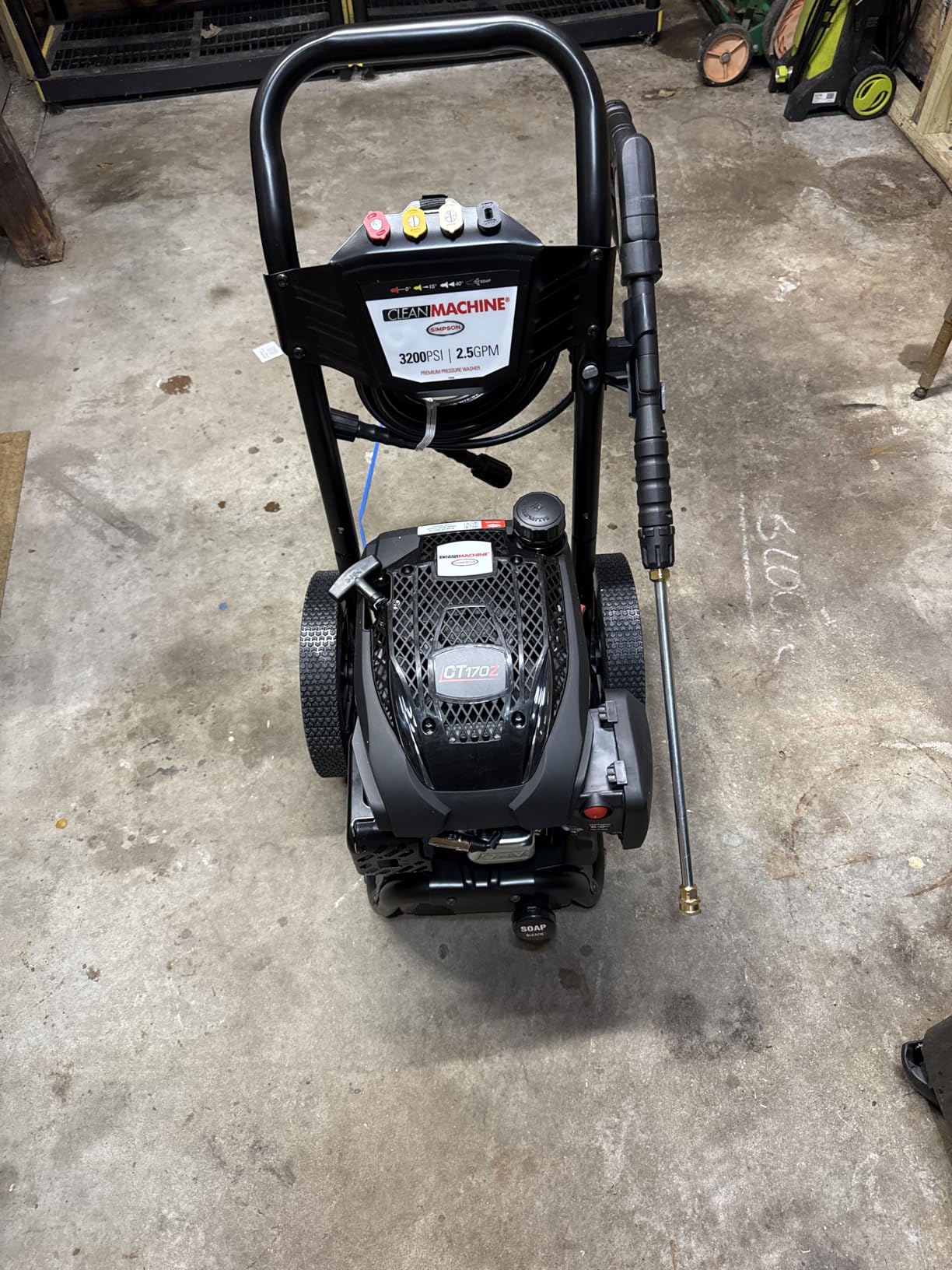 Simpson Cleaning 3200 PSI Gas Pressure Washer, 2.5 GPM Residential Power Washer with Soap Tank and Turbo Nozzle, 25' Hose, Clean Machine, 49-State (CM61456) customer photo 1
