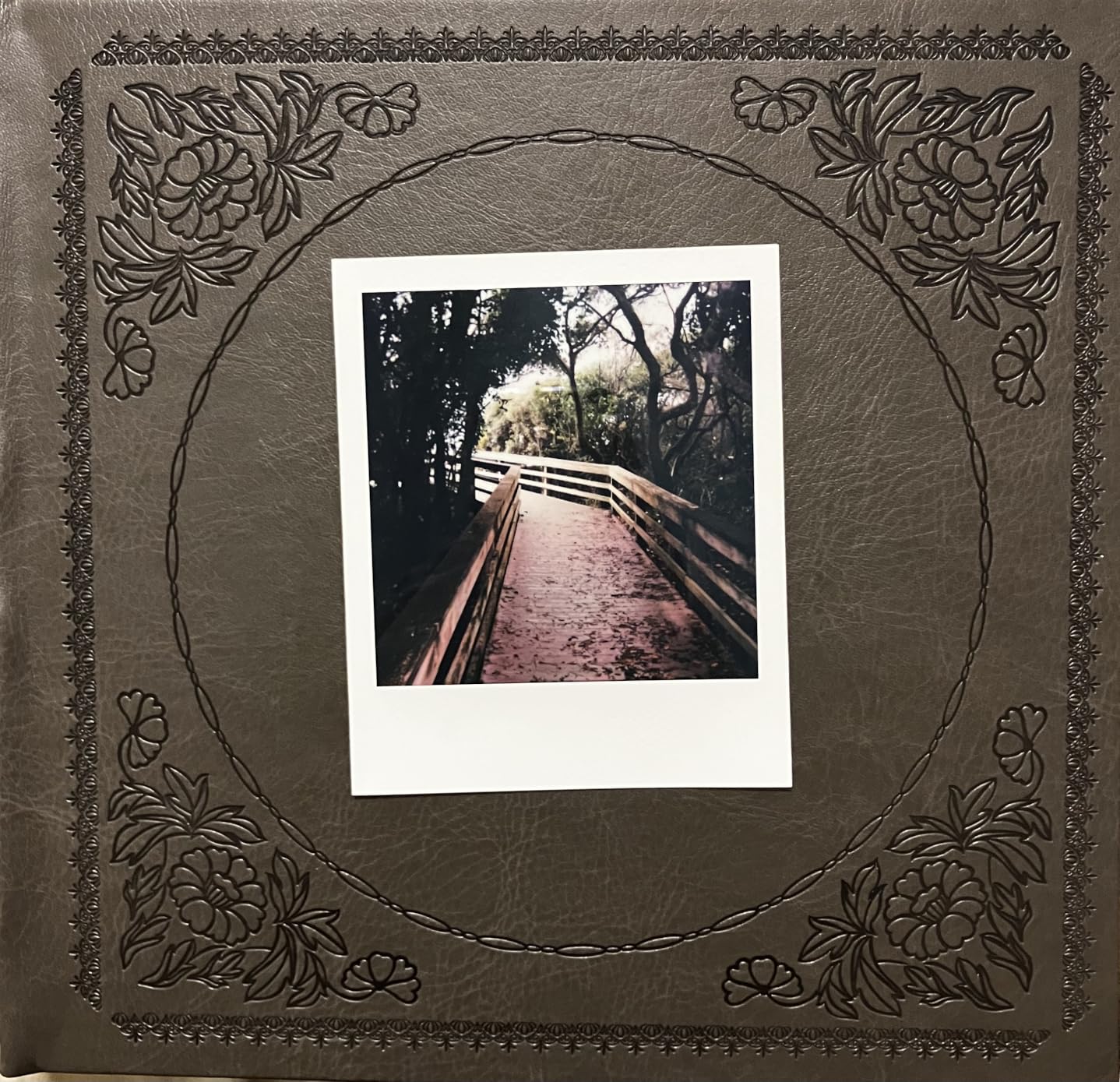 Polaroid Flip Instant Camera + Color Film Bundle - Black customer photo 1
