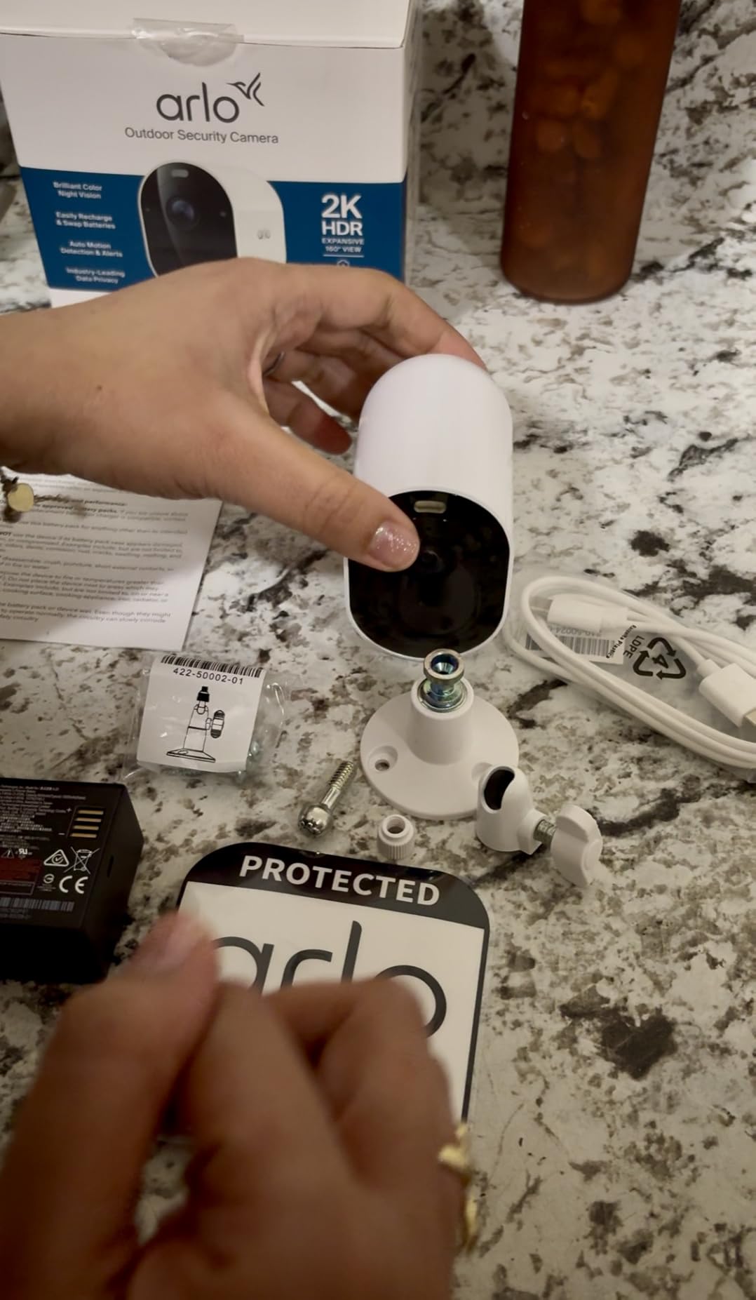 Arlo Pro Security Camera 2K HDR (6th Gen, 2025 Release) - Wireless Outdoor Camera, Rechargeable Removeable Battery, Emergency Response, 1-Month Trial of Secure Plan, 4 Cam, White, Motion Alert customer photo 1