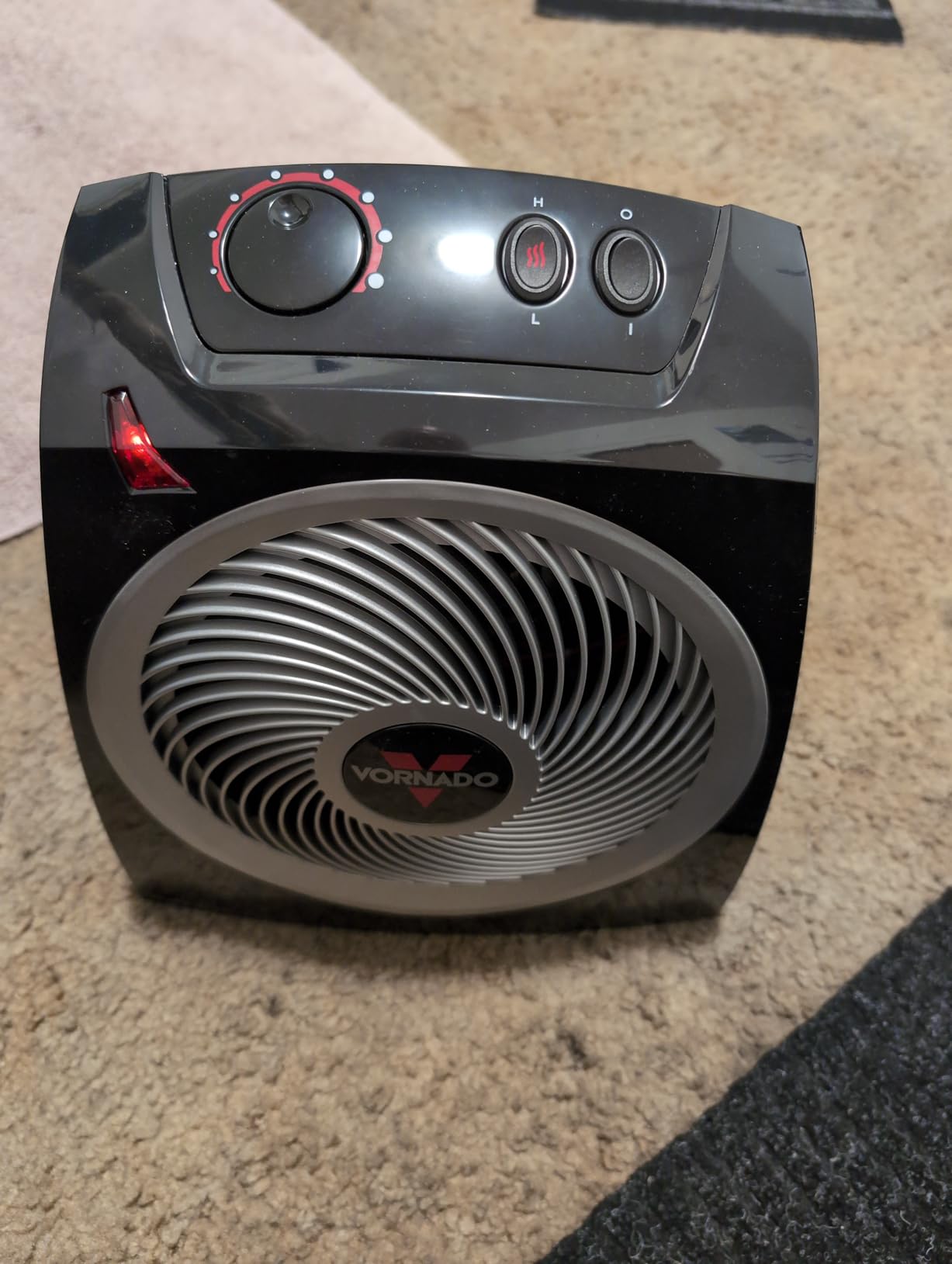 Vornado VH10 (2025) Space Heater for Indoor Use, Adjustable Thermostat, 2 Heat Settings, Advanced Safety Features, Integrated Carry Handle, Large Heater for Bedroom and Living Room, Quiet, Black customer photo 1