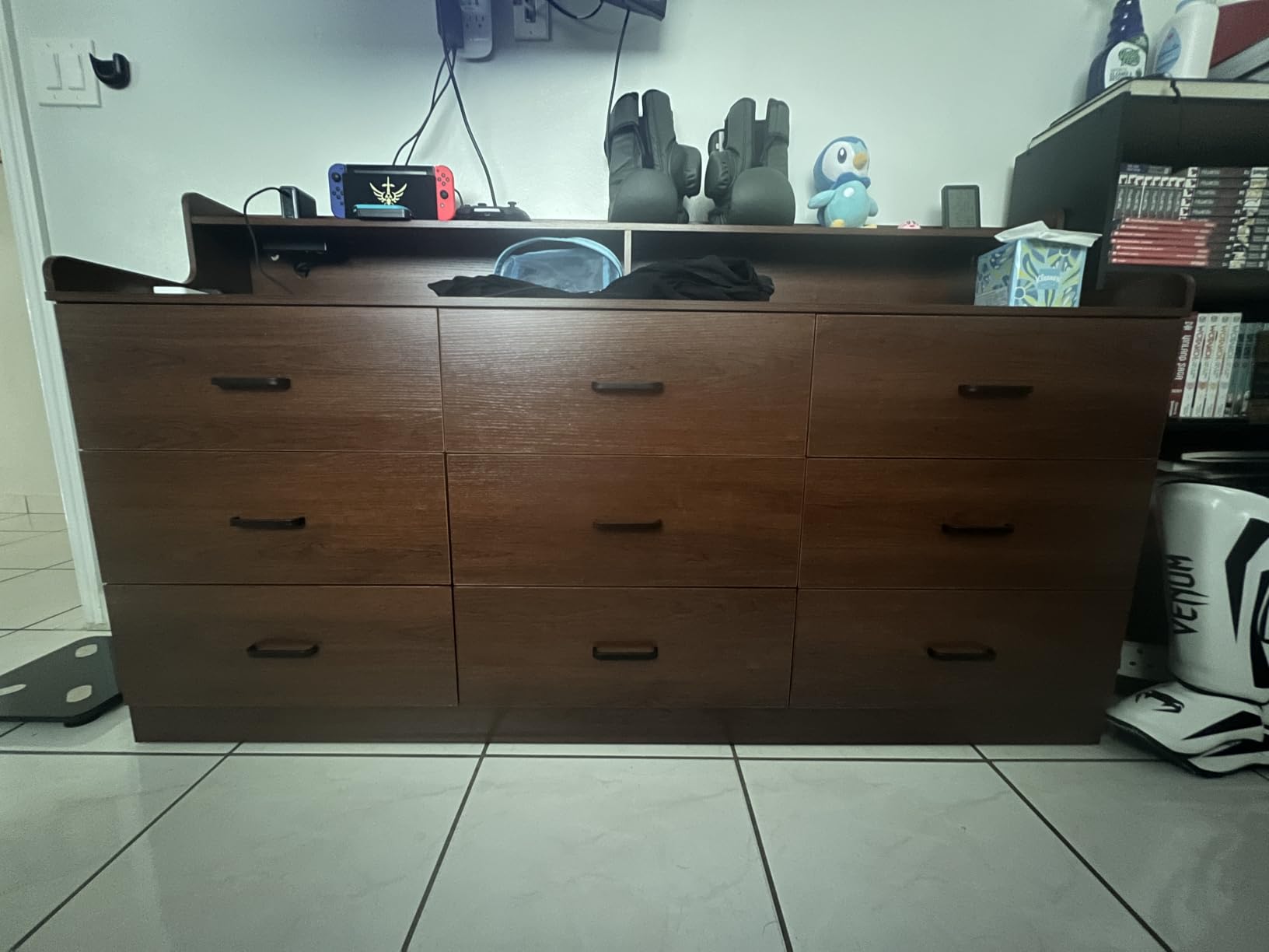 Bigbiglife Wood Dresser for Bedroom, 6 Drawer Double Dresser, Mid Century Modern Chest of Drawers with Deep Drawers, Large Storage Organizer for Living Room, Closet (Walnut Brown) customer photo 2