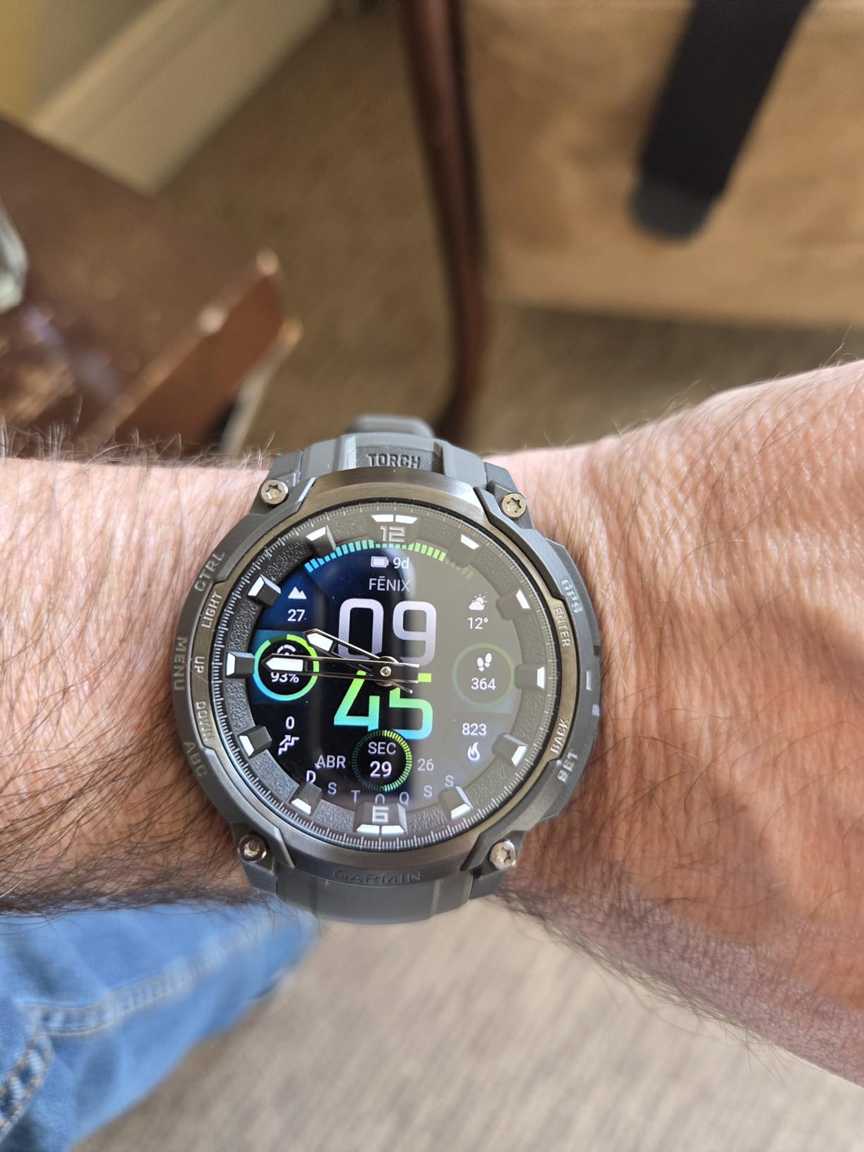 Garmin Instinct Crossover AMOLED, Rugged Hybrid GPS Smartwatch with Analog Watch Hands and Bright AMOLED Display, Bronze/Sunburst with Cocoa Silicone Band customer photo 2