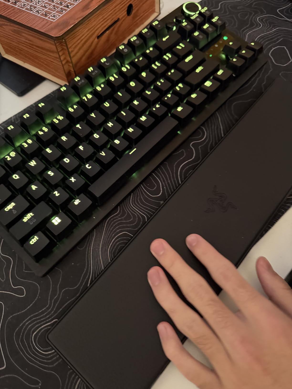 Razer Huntsman V3 Pro 8KHz Esports Gaming Keyboard: Analog Optical Switches Gen-2 - 8000Hz Polling - Snap Tap - Rapid Trigger - Adjustable Actuation - PBT Keycaps customer photo 1