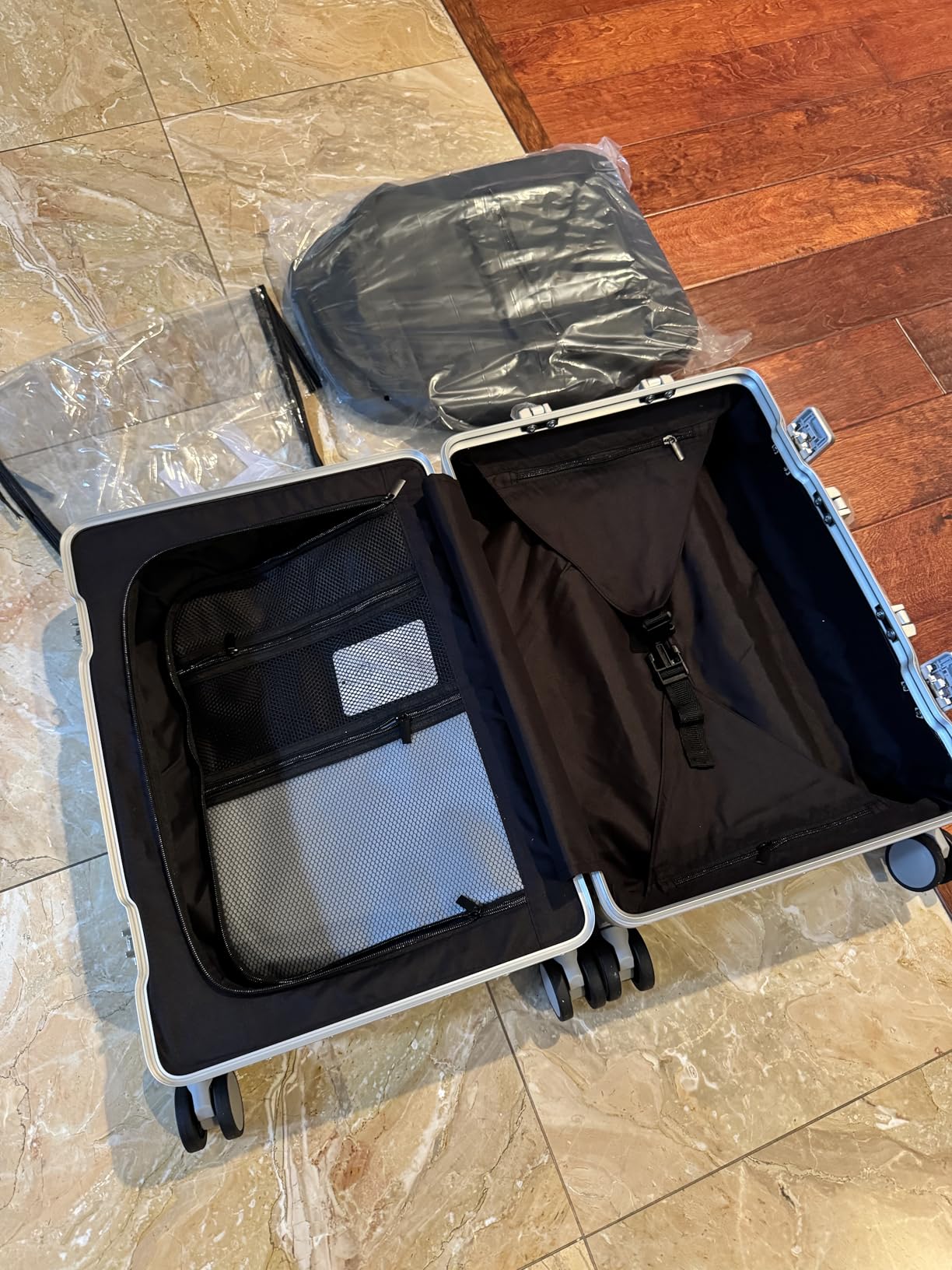 VentureVault Aluminum Carry On Luggage,22x14x9 Airline Approved,20 Inch Zipperless hard shell Suitcase with TSA Lock and Silent Spinner Wheels For business travel customer photo 1