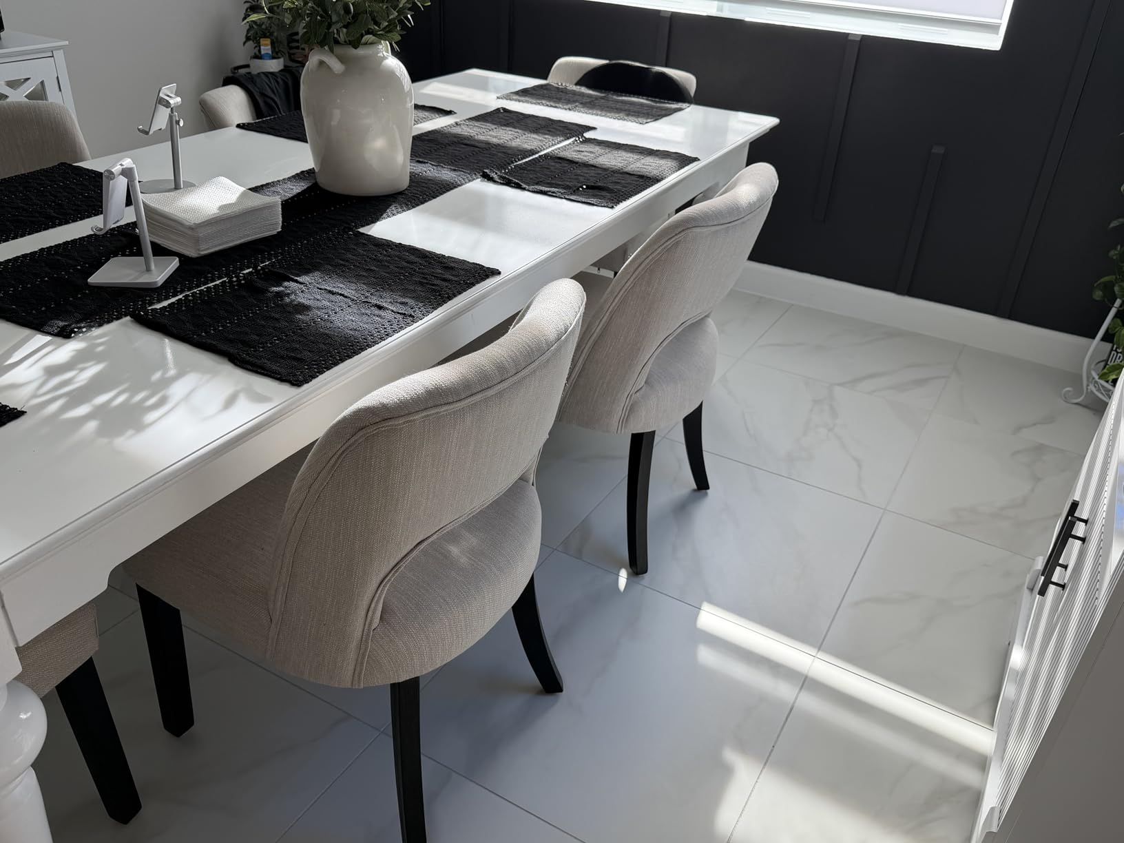 keoni Wooden Dining Chairs Set of 4, Mid Century Modern Upholstered Dining Room Chairs with Black Wood Legs, Fabric Farmhouse Kitchen Chairs with Foot Pegs for Dining Room, Beige customer photo 2