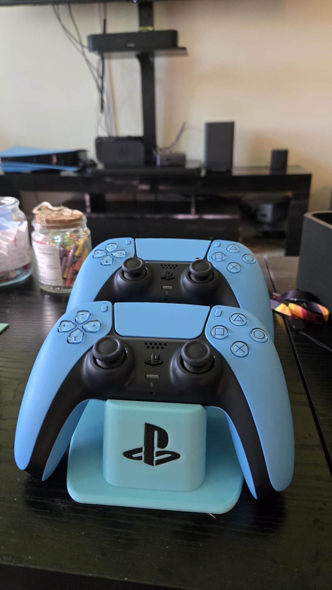PlayStation DualSense Wireless Controller - for PS5, PC, MAC & Mobile customer photo 1