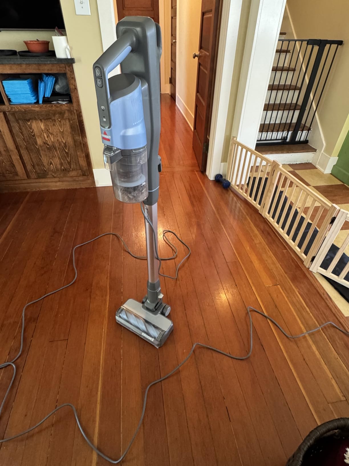 PowerClean FurFinder Corded Stick Vacuum, Tangle-Free Brush Roll, 30-Foot Power Cord, Self-Standing, HEPA Filtration, Bright Headlights, 4282K customer photo 2