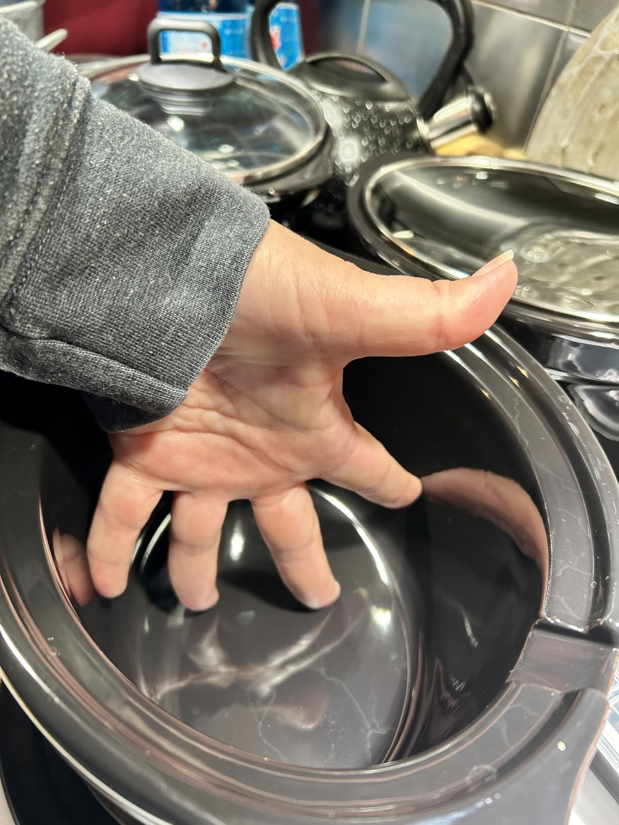 Triple Slow Cooker & Food Warmer, Three Crock Slowcooker with 2.5 Qt. Ceramic Crocks, 7.5-Quart Total Capacity, PFAS-Free, Three Temperature Settings, Dishwasher-Safe Parts - Stainless Steel customer photo 1