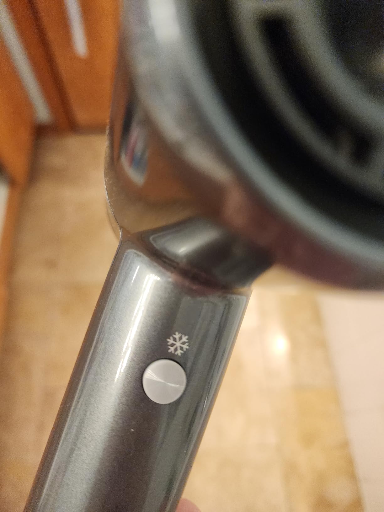Revlon PowerMove Hair Dryer, Lightweight Blow Dryer with Salon-Quality Performance, Quicker Drying Powered by Advanced BLDC Motor customer photo 1