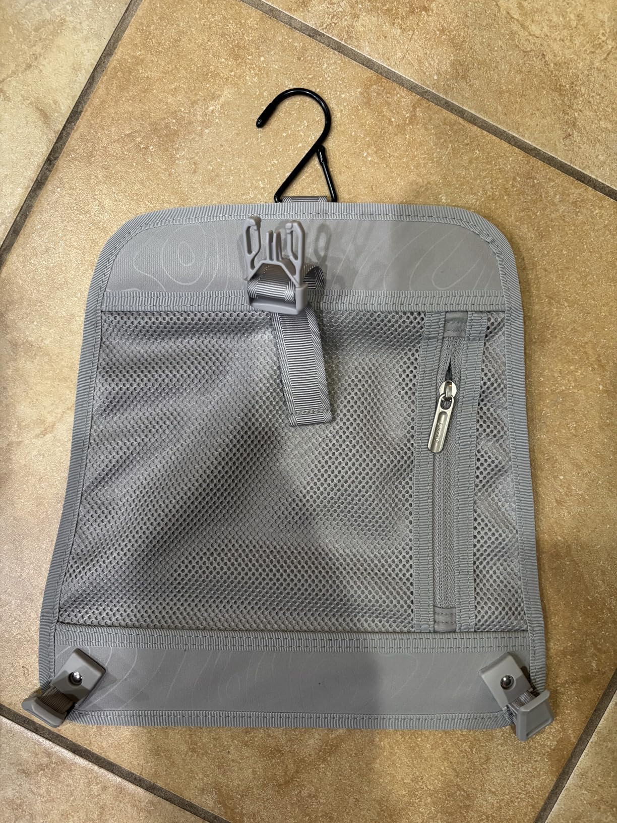 LUGGEX Zipperless Carry On Luggage with Spinner Wheels 22.5