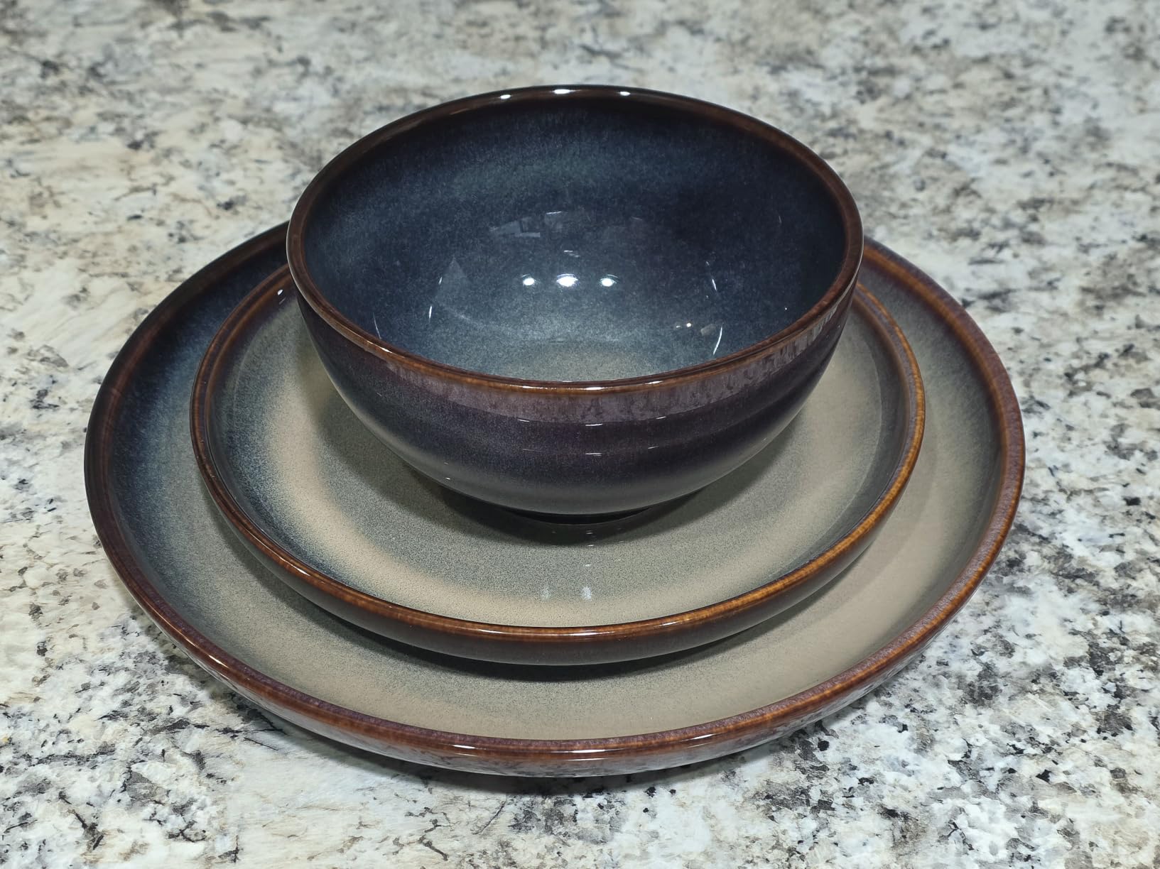 TheTerra Stoneware Dinnerware Sets for 4, 12 Pieces Ceramic Plates and Bowls Sets, Scratch Resistant Dish Set, Oven, Microwave & Dishwasher Safe, Coca Mocha customer photo 1