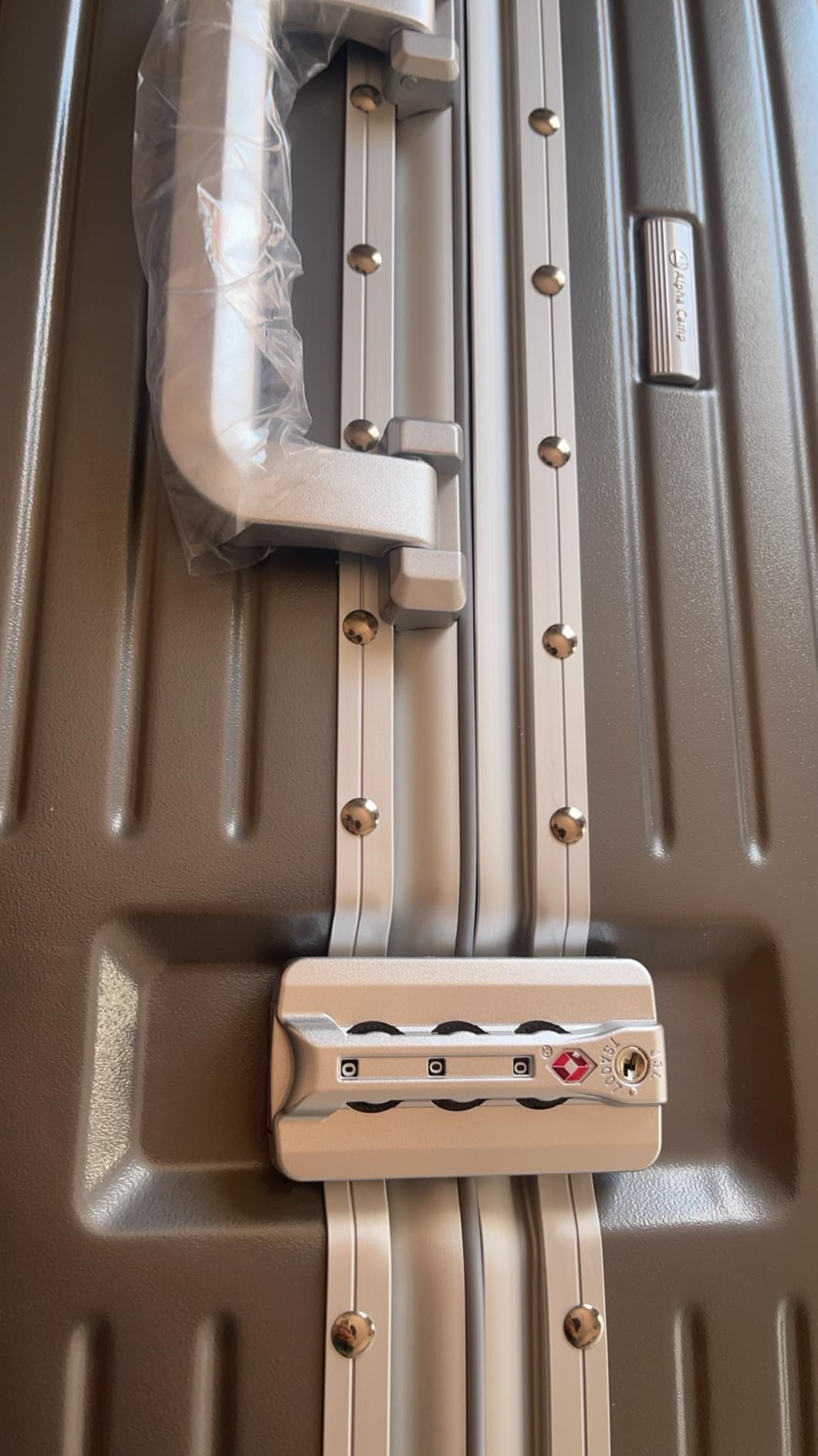 ALPHA CAMP Trunk Luggage, Large 28 Inch Thickened Aluminum Frame Luggage with TSA Spinner Wheels, 3-Layer PC Hardside Zipperless Travel Suitcase, Type-C USB Charging Port, Cup Holder, Silver customer photo 1