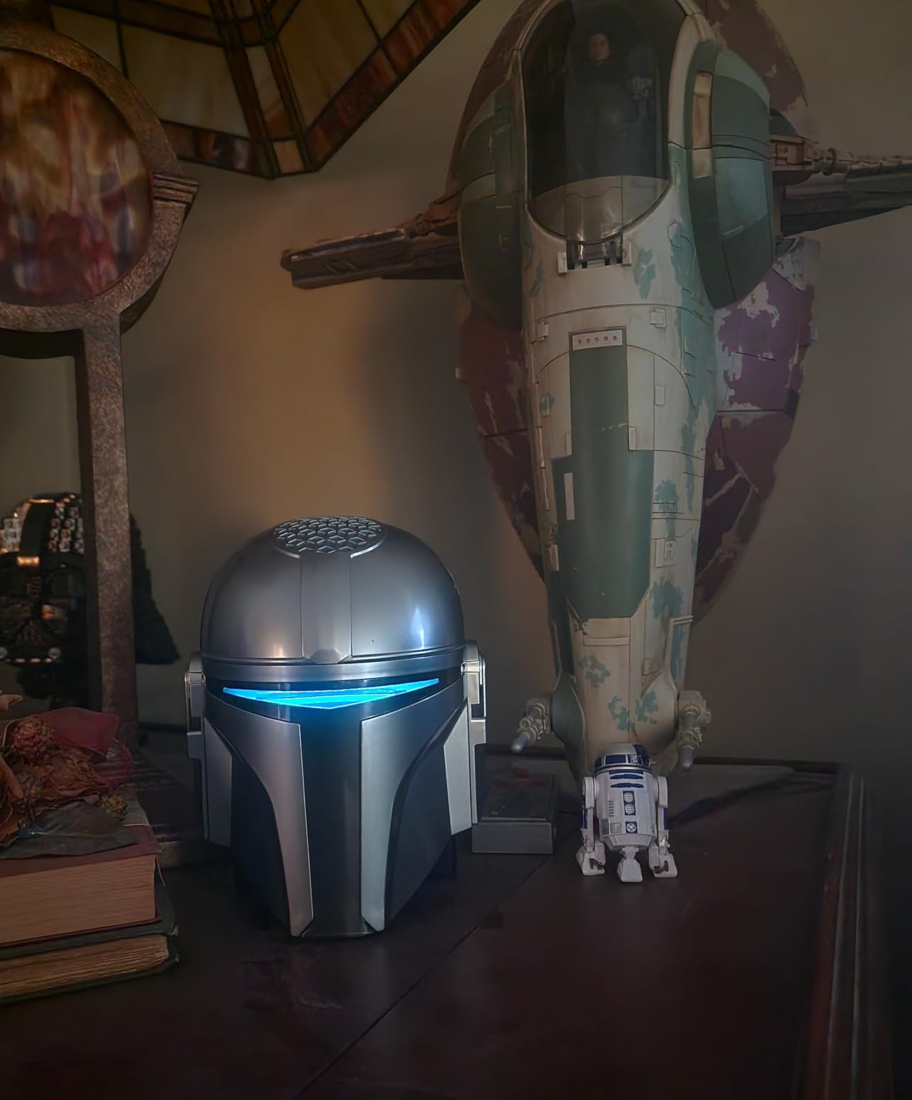 Echo Dot Star Wars Bundle: Includes Echo Dot, Deep Sea Blue and Grogu Stand | Limited Edition customer photo 1