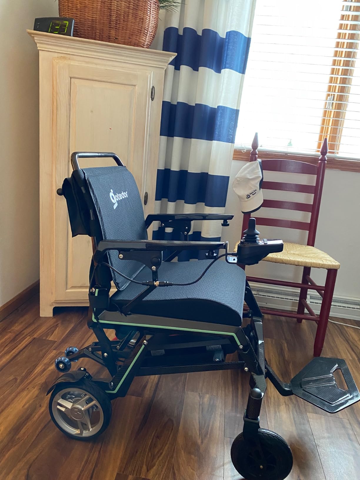 Aotedor 35 lbs Lightweight Full Carbon Fiber Electric Wheelchair for Adults & Seniors, Reinforced Stable Frame, Foldable All Terrain, Dual Side-Mounted Batteries customer photo 1