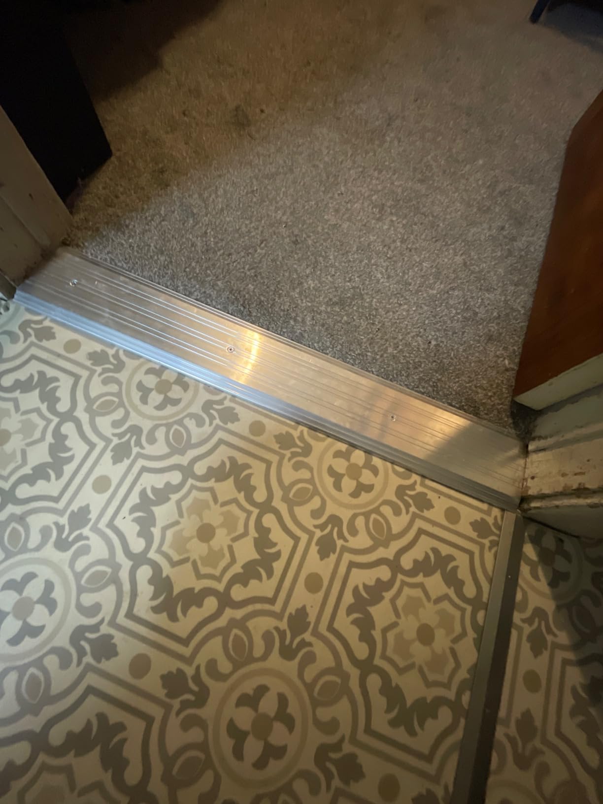 M-D Building Products 68387 Aluminum Commercial Flat-Profile Threshold (5 in. x 1/4 in. x 36 in.) Silver customer photo 1