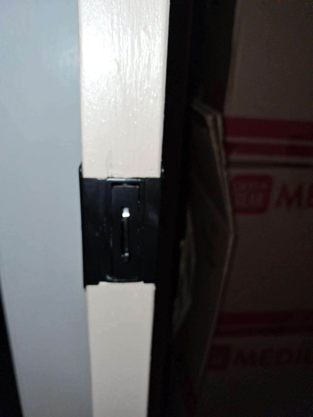 Prime-Line N 6774 Pocket Door Privacy Lock with Pull - Antique Brass, Replace Old or Damaged Pocket Door Locks Quickly and Easily (Single Pack) customer photo 2