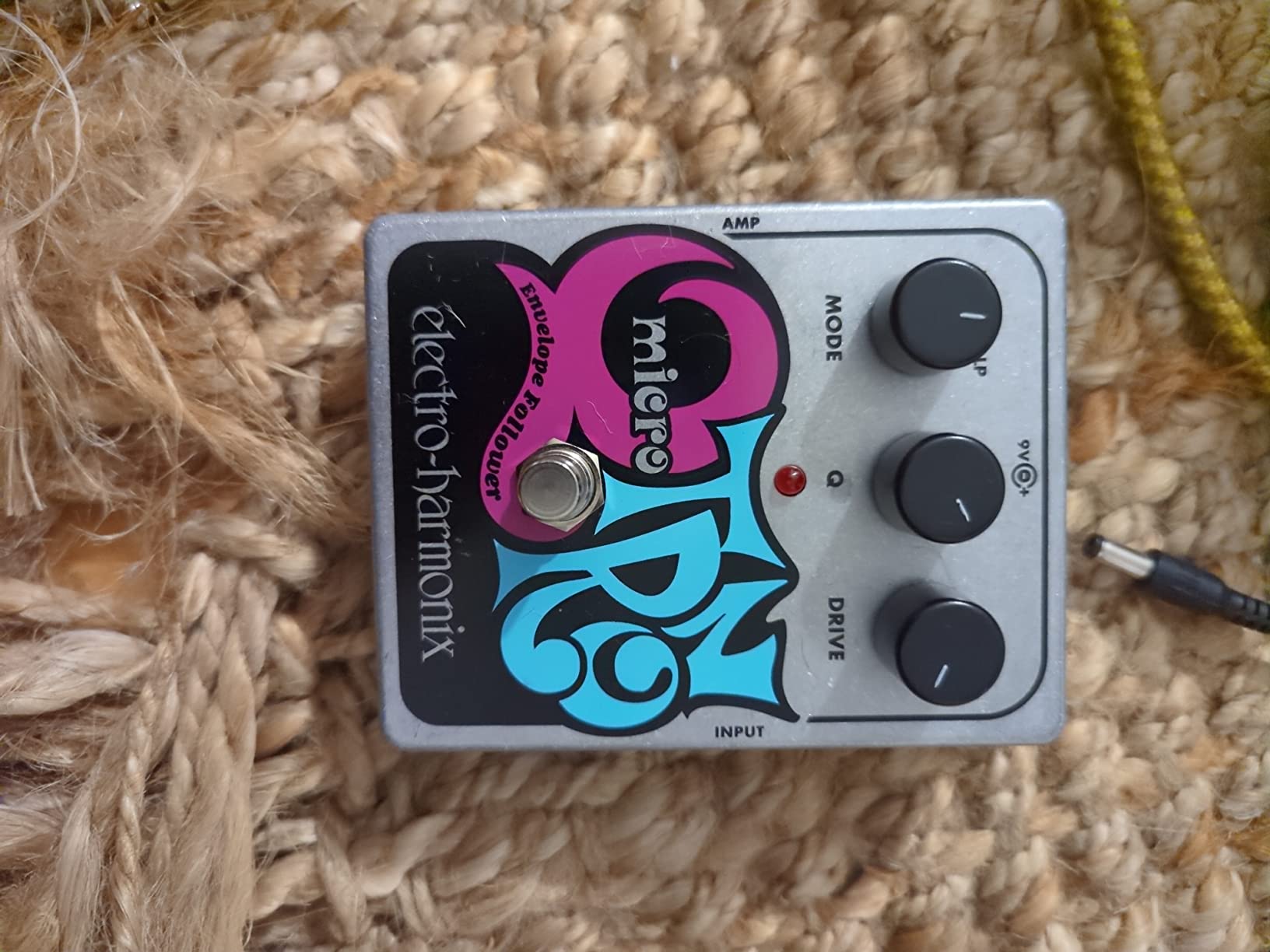 Electro-Harmonix Q-Tron Plus Envelope Filter with Effects Loop customer photo 1