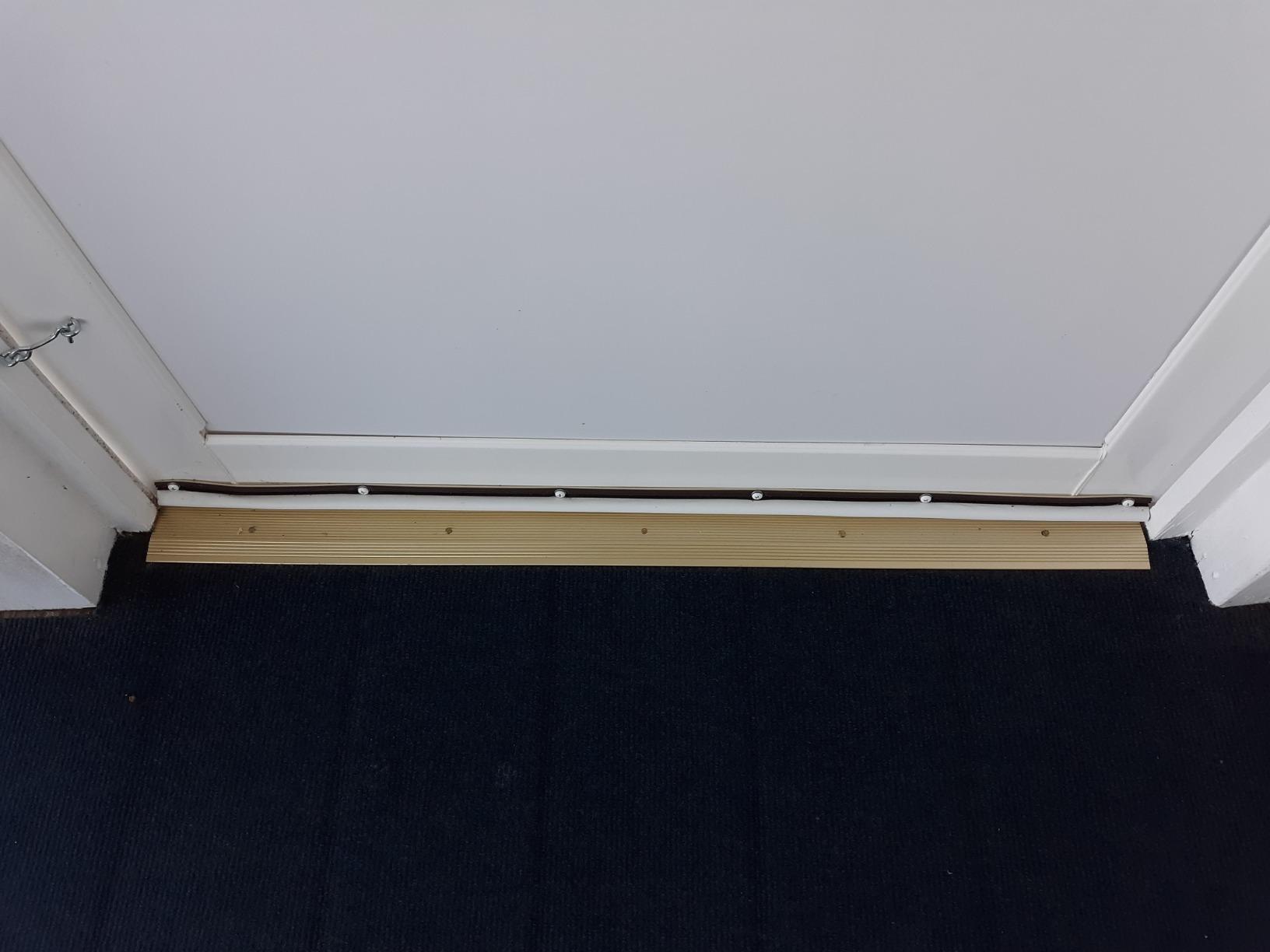 M-D Building Products 79244 2 in. X 36 in. Satin Brass Aluminum Fluted Carpet Trim w/Screw Nails customer photo 2