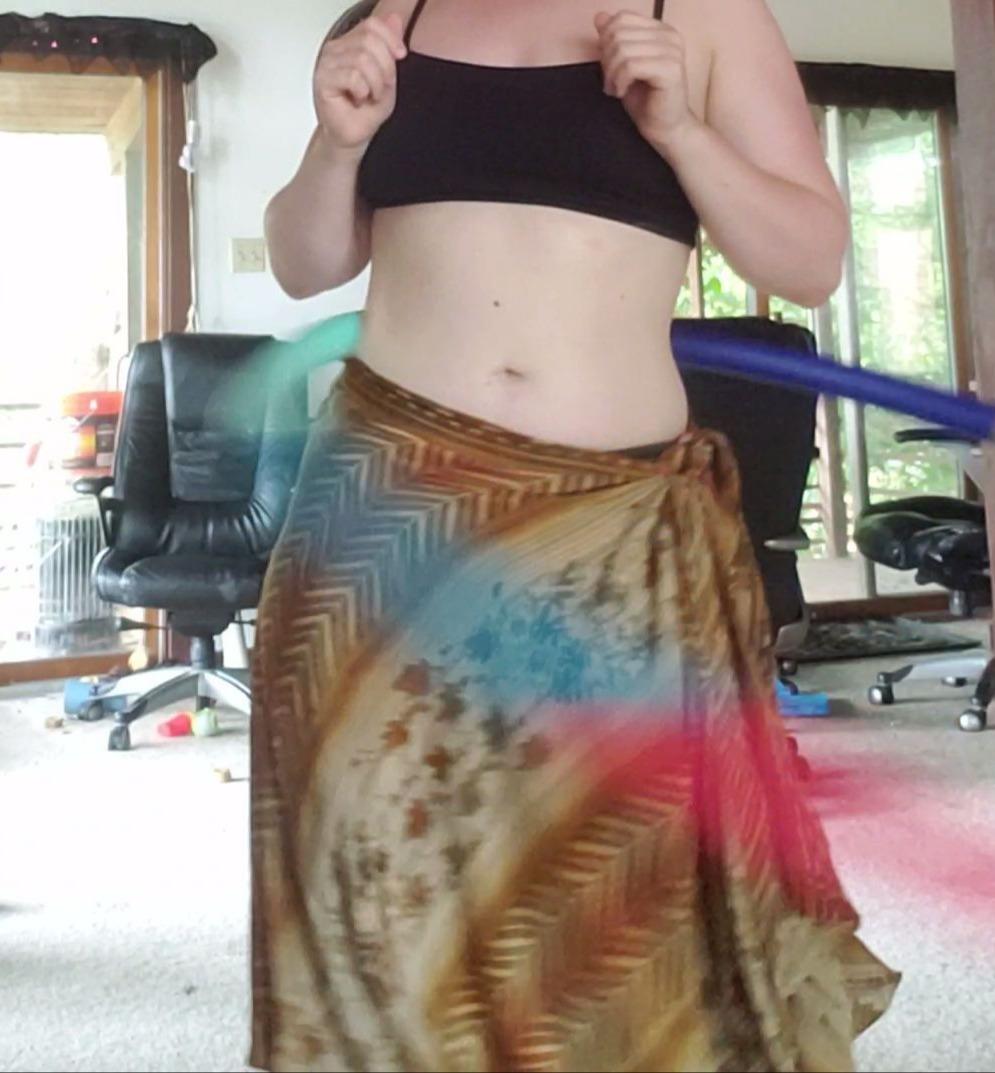 Weighted Hula Hoop, Trim Hoop 3B (3 lb)/4B (4 lb) - Large, Weight Loss Fitness Sports Hoop with No Wavy Ridges (Rainbow Colors) customer photo 2