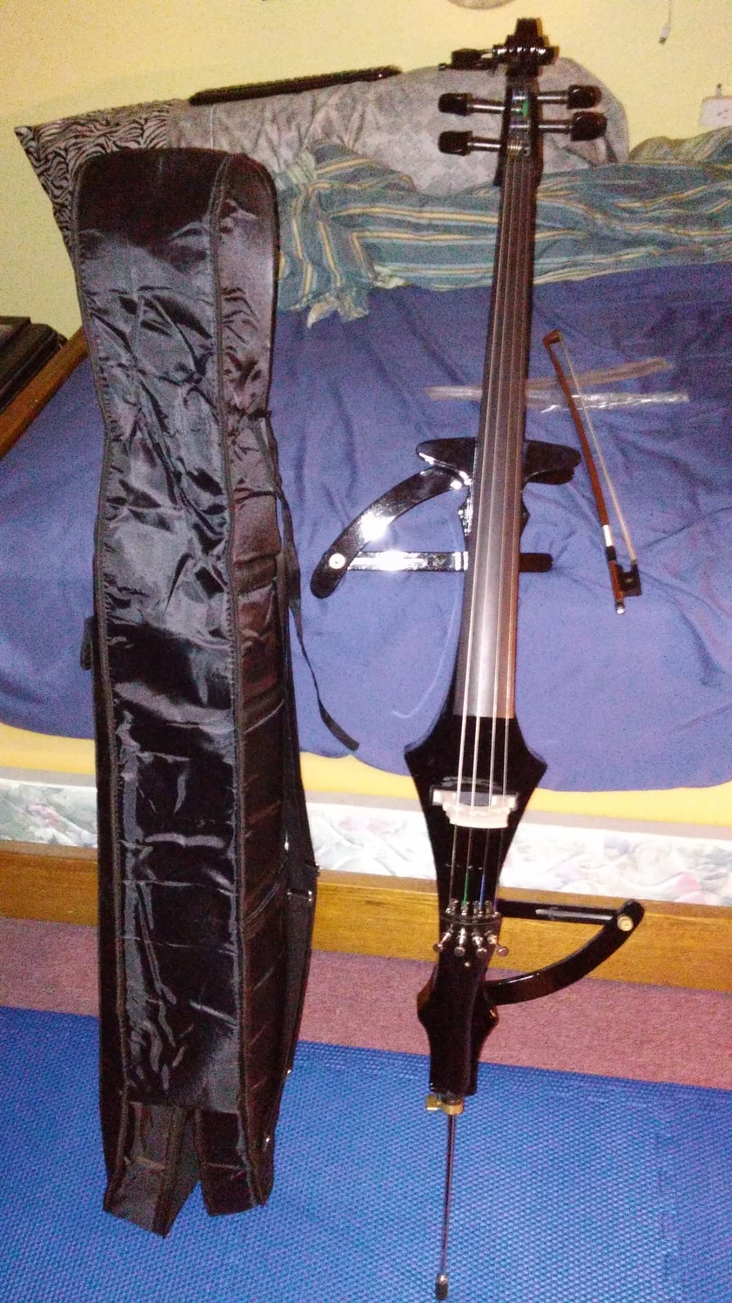 Cecilio CECO-4BK Ebony Electric Silent Metallic Black Cello in Style 4, Size 4/4 customer photo 1