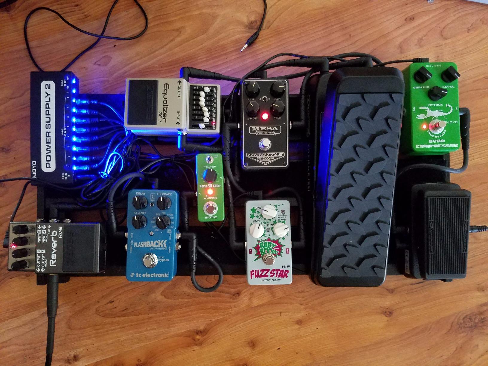 JOYO Guitar Pedal Power Supply 10 Isolated Output DC 9V 12V 18V Options for Distortion, Reverb, Chorus Effect Pedalboard Chains (JP-02) customer photo 2