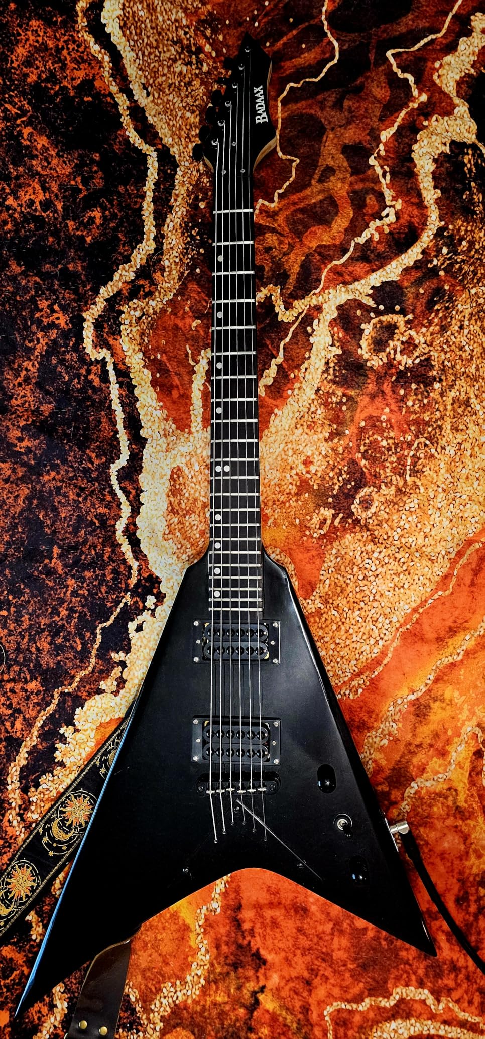 Offset RRV cut Electric Guitar - Black customer photo 1