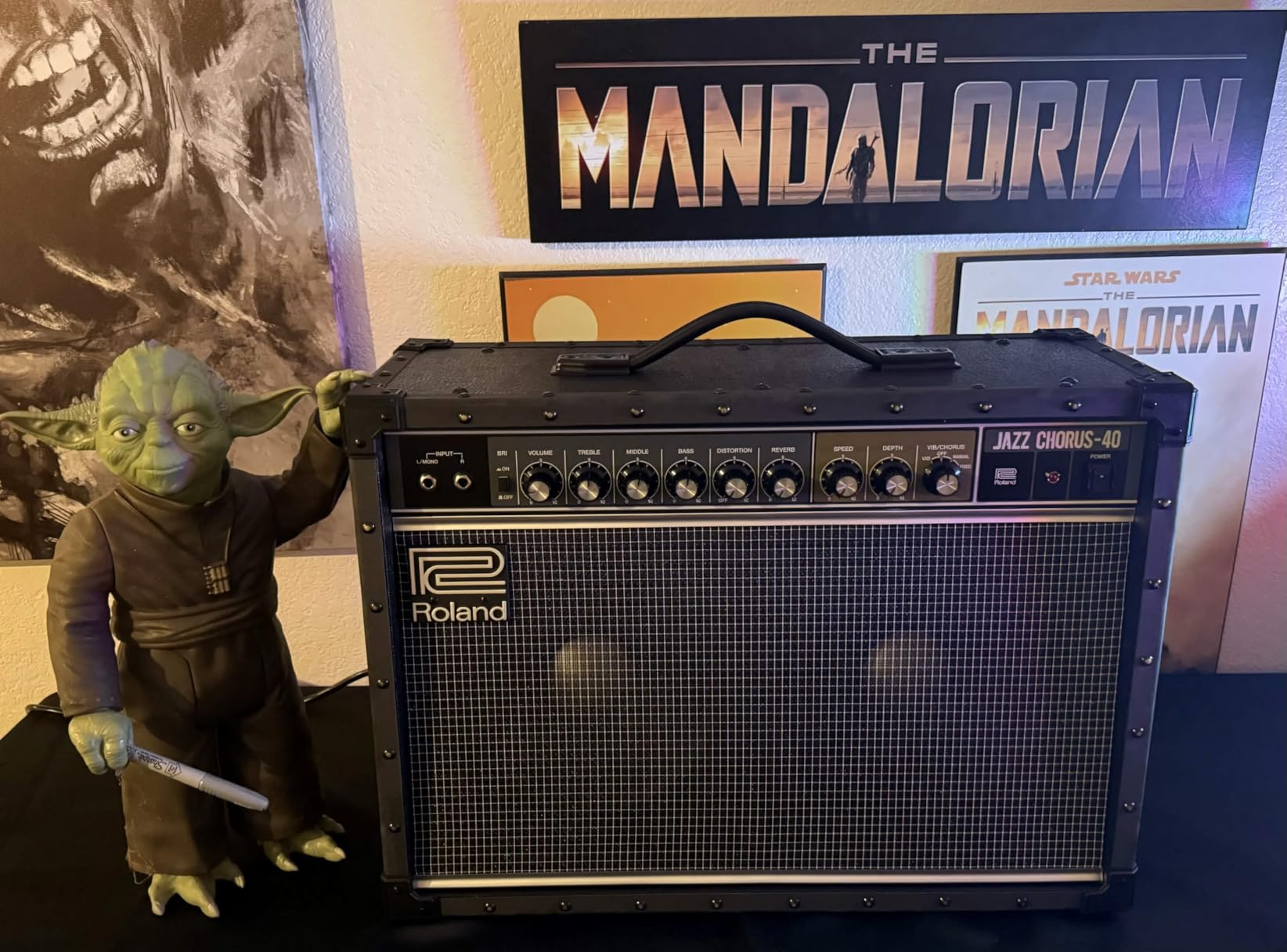 Roland JC-40 Jazz Chorus | Compact Guitar Amp | Iconic JC Clean Tone | 40-Watt Stereo Amp | Dual 10