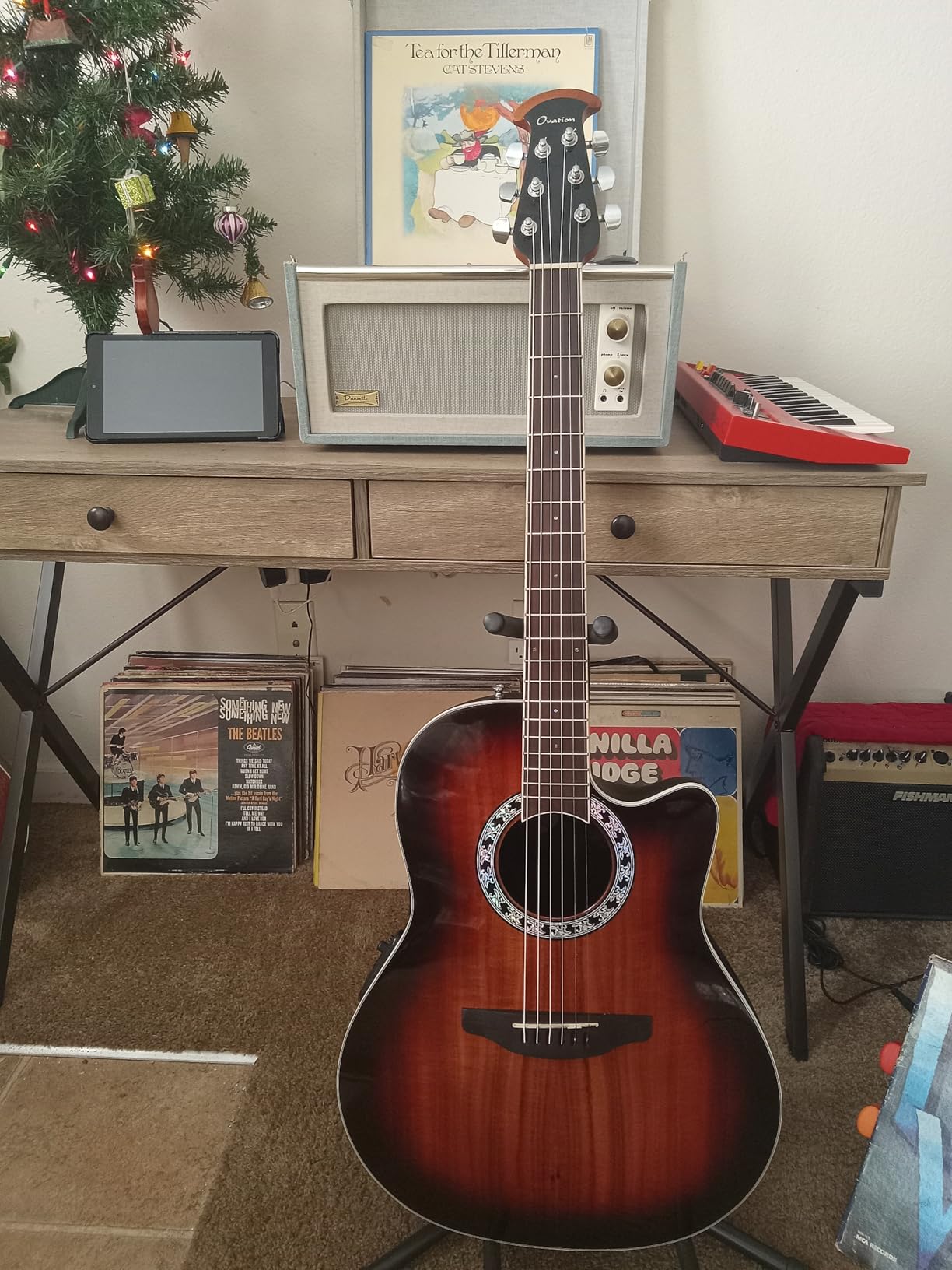 Ovation CS28P-RG Celebrity Standard Exotic Super Shallow Depth, Acoustic-Electric Guitar, Caribbean Blue Burst customer photo 1