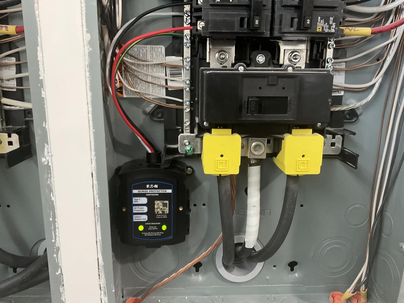 Eaton Surge Protection Device, 1 Phase, 120/240V, 2 Poles, 2 Wires CHSPT2ULTRA customer photo 1