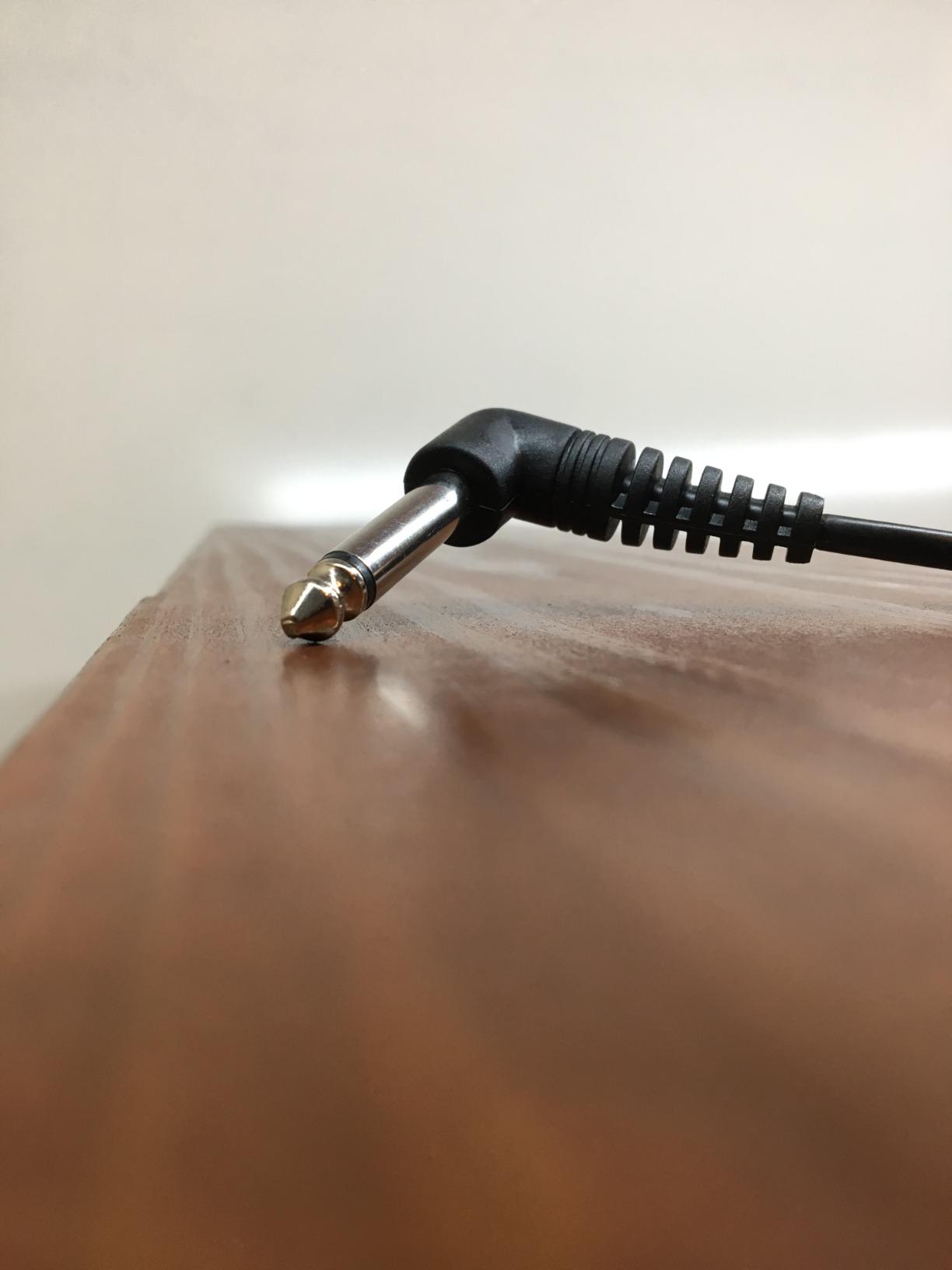 Donner DSP-001 Sustain Pedal for Keyboard, Universal Piano Pedal with Polarity Switch, 1/4'' (6.35mm) Input Plug, 63'' (1.6m) Cable customer photo 2