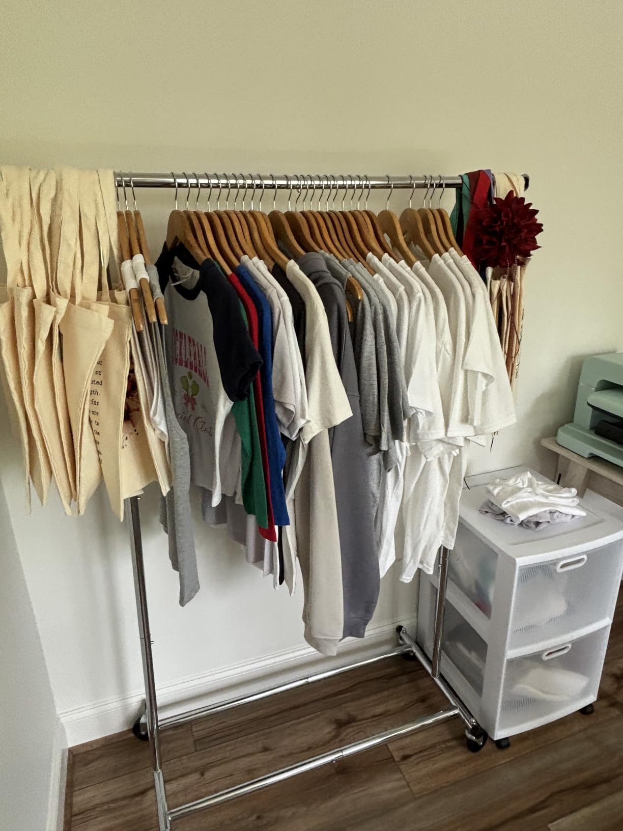 Simple Houseware Heavy Duty Clothing Garment Rack, Holds Up to 150 lbs, 42 to 67 Inches Extendable Rod, Chrome customer photo 2