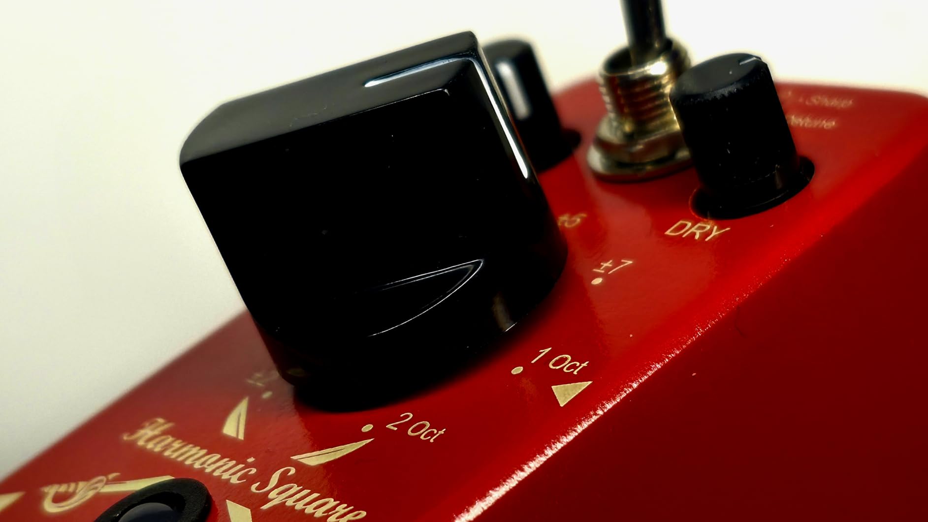 Donner Harmonic Square Digital Octave Mini Pedal Pitch Shifter - 7 Shift Types 3 Tone Modes customer photo 1