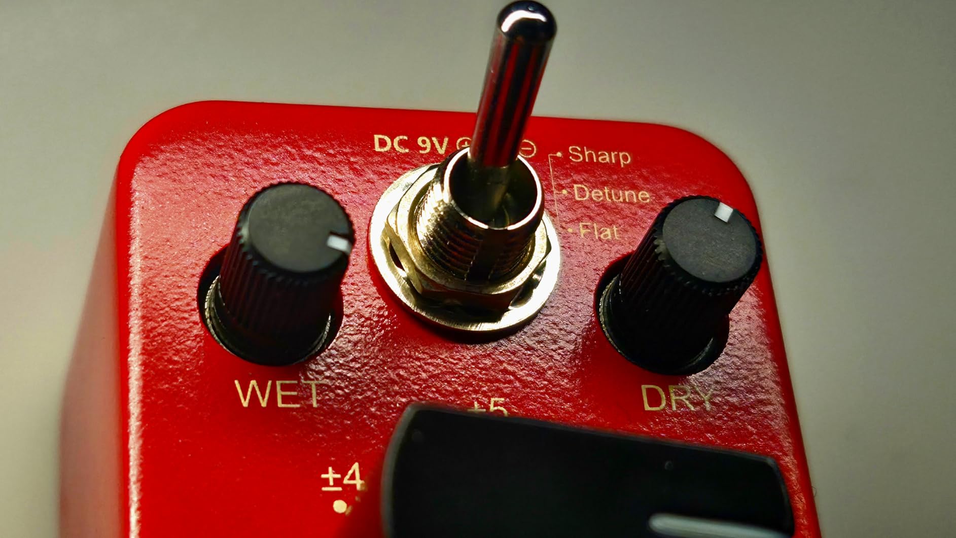 Donner Harmonic Square Digital Octave Mini Pedal Pitch Shifter - 7 Shift Types 3 Tone Modes customer photo 2