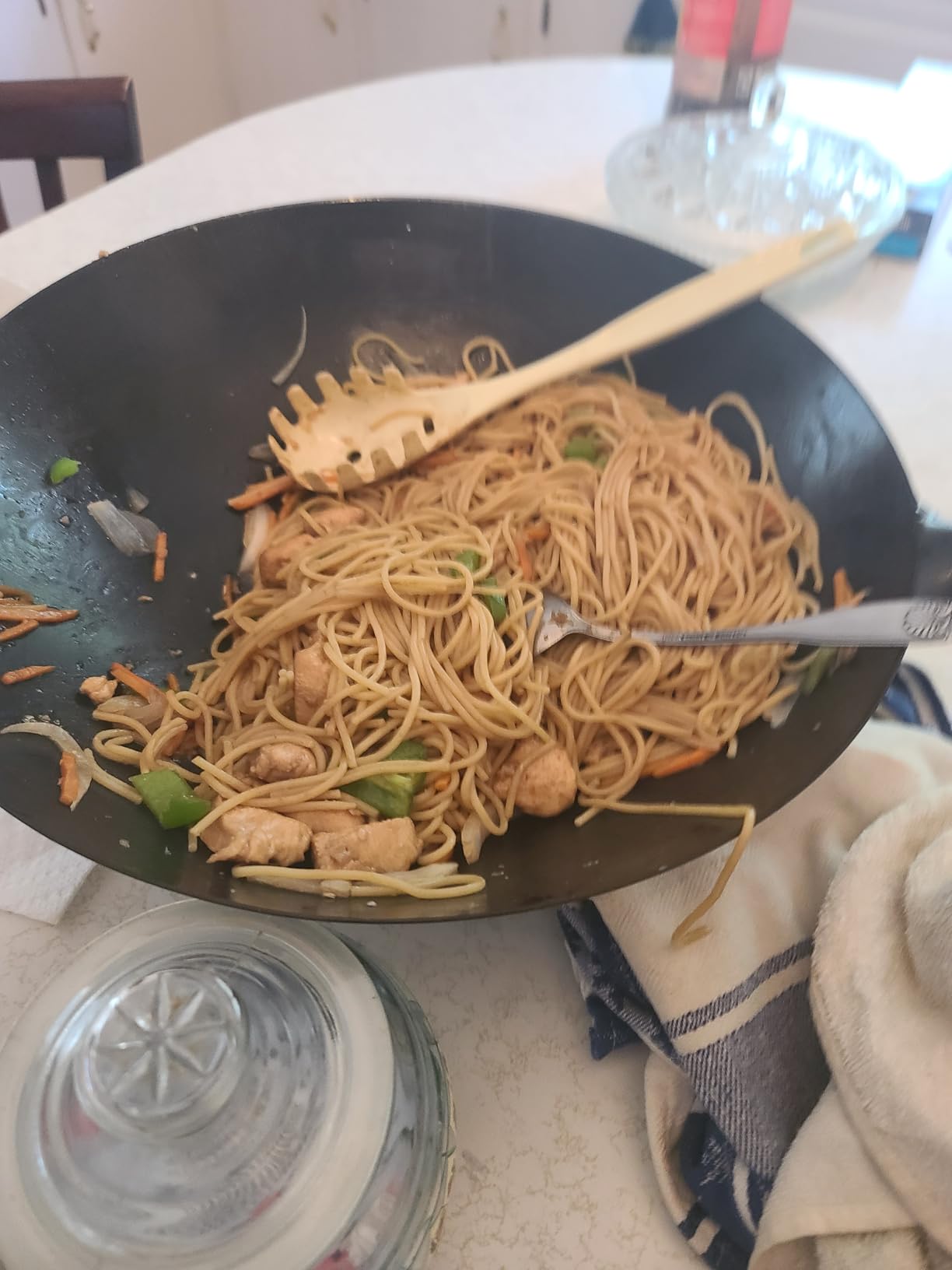 Nuwave Mosaic Induction Wok, Precise Temp Controls from 100°F to 575°F in 5°F, Wok Hei, Infuse Complex Charred Aroma & Flavor, 3 Watts 600/900/1500, Authentic 14-inch Carbon Steel Wok Included, Black customer photo 2