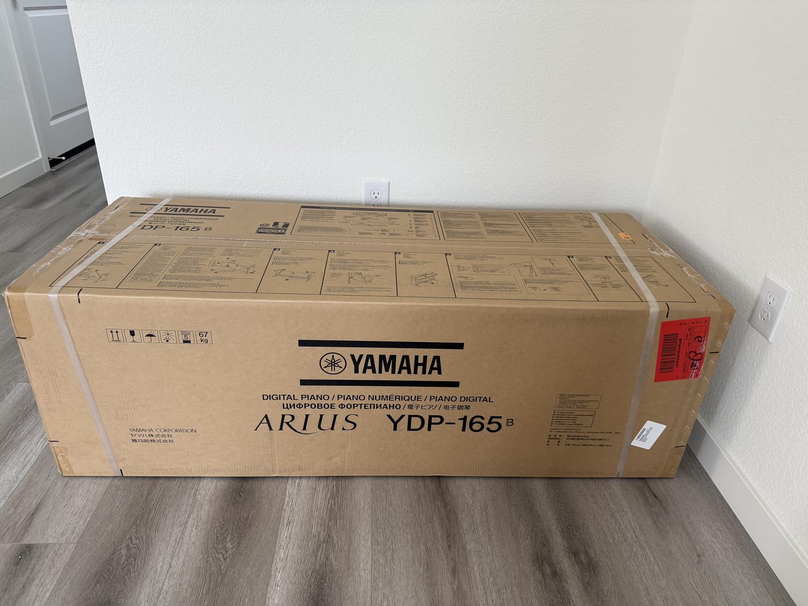 Yamaha YDP184 Console Digital Piano with Weighted 88-Key Graded Hammer 3 Action, CFX Concert Grand Piano Sound, Includes Bench (Dark Rosewood) customer photo 2