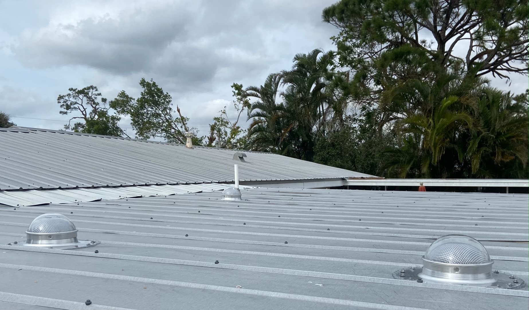 Solar LightBlaster for Shingled Sheds - Solar Tube Skylight for Shed Applications customer photo 2