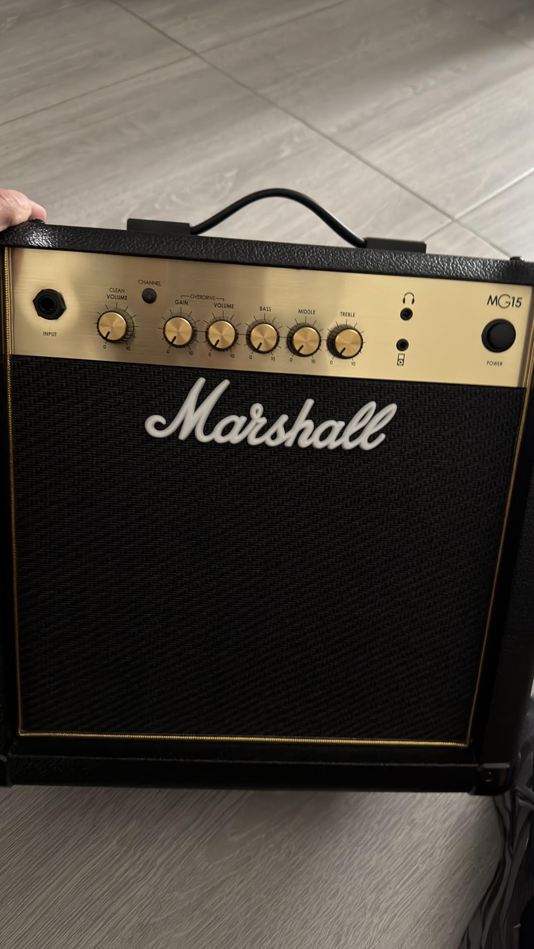 Marshall MG15G Combo Guitar Amplifier - Clean and Gain Channels, 15W customer photo 2