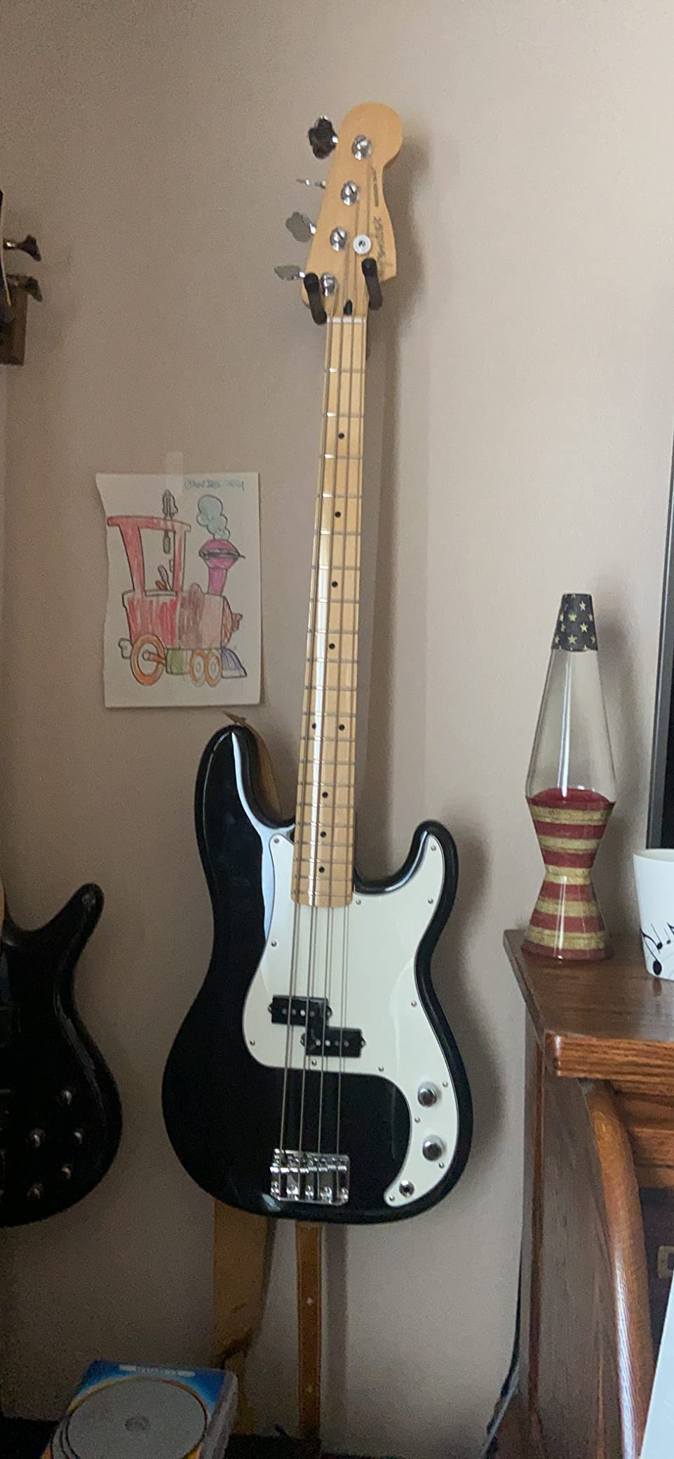 Fender Player Precision Electric Bass Guitar - Maple Fingerboard - Black (149802506) customer photo 1