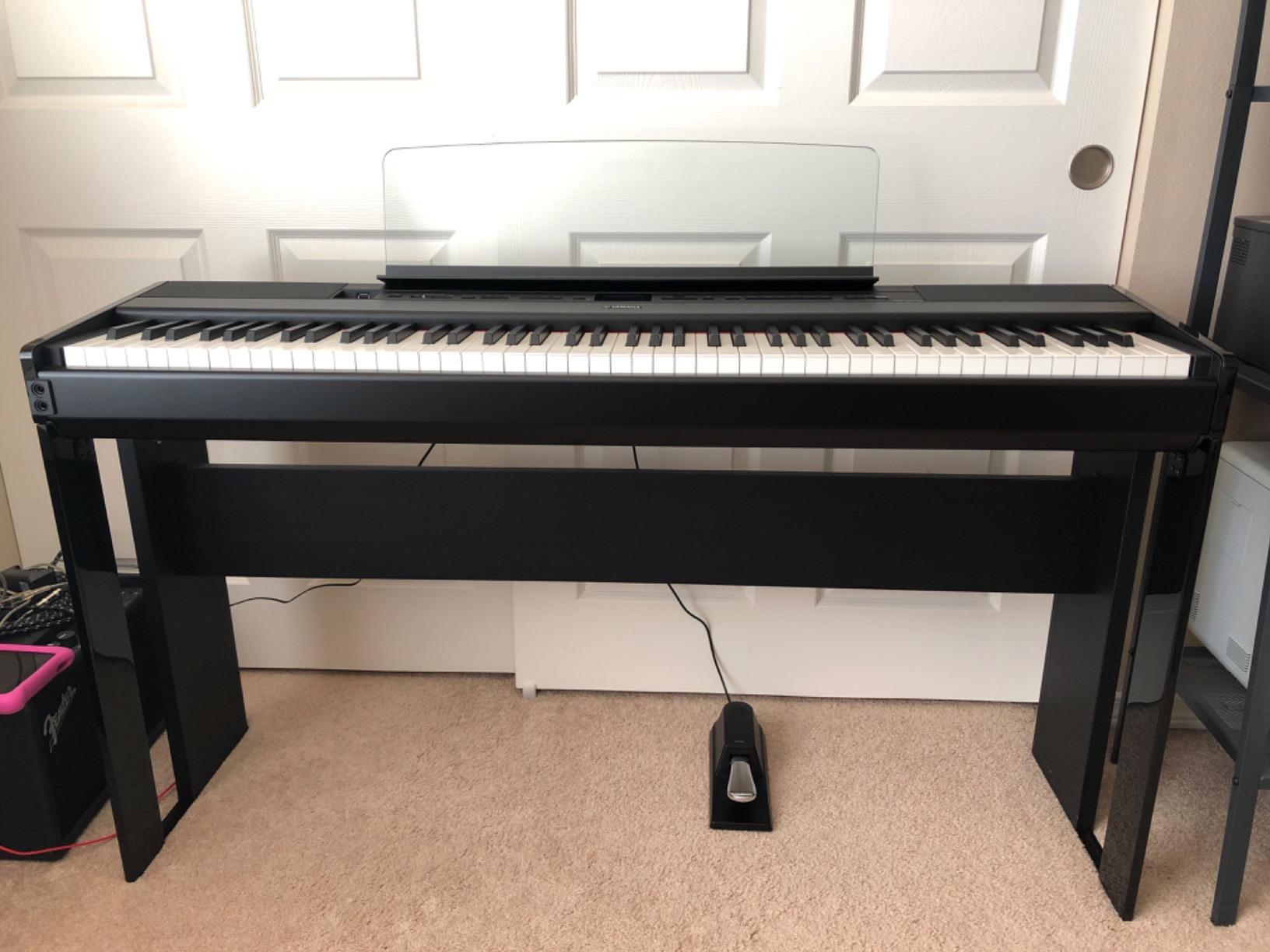 Yamaha P515 88-Key Weighted Action Digital Piano, Black customer photo 2