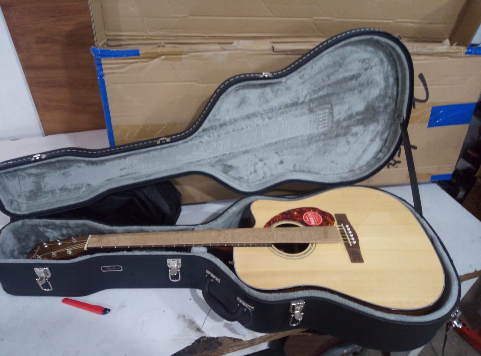 Fender CN-140SCE Thinline Concert Nylon String Acoustic-Electric Guitar, with 2-Year Warranty, Black, with Case customer photo 2