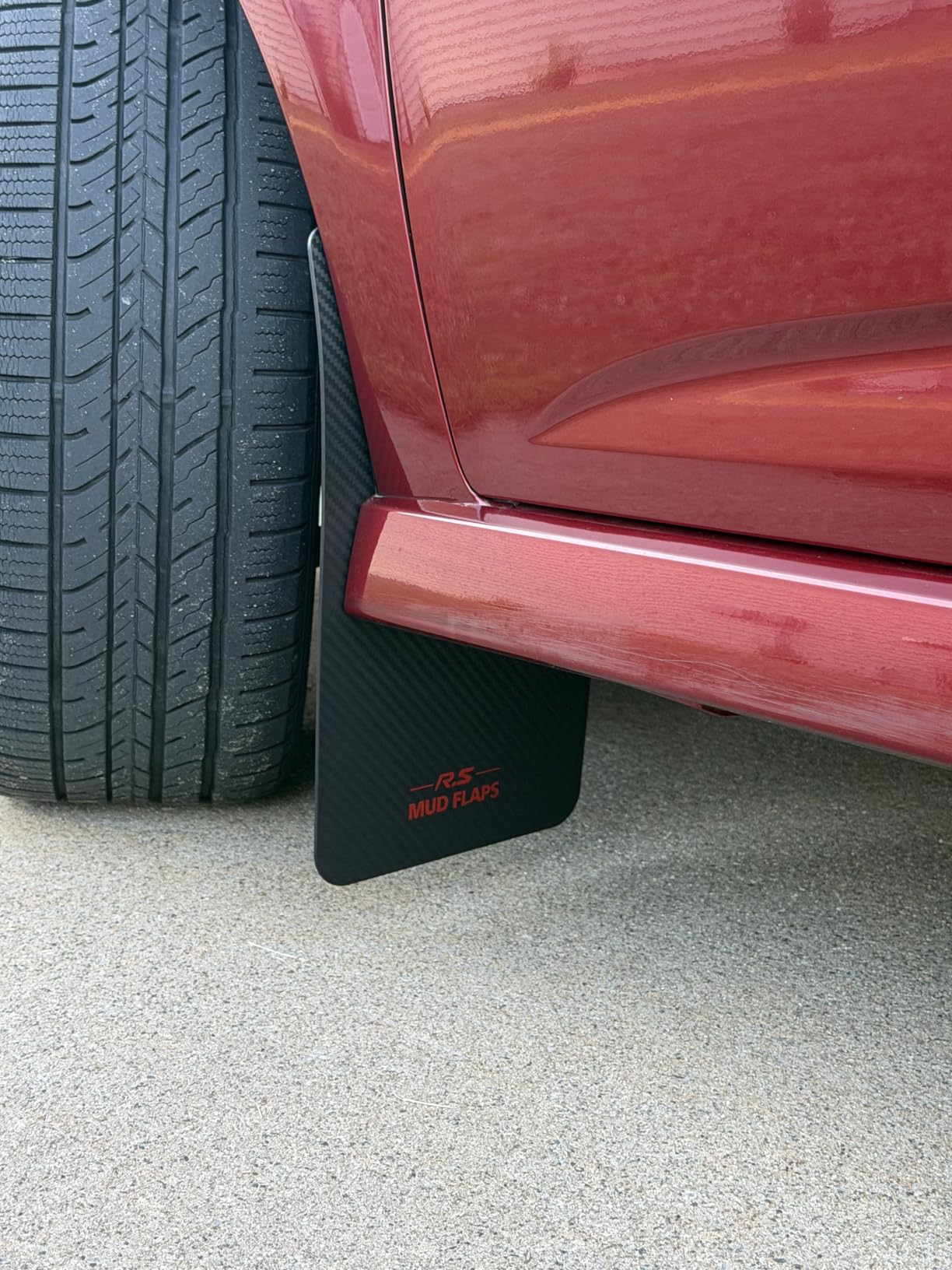 XUKEY Universal Mud Flaps, Front and Rear Deluxe Molded Black Splash Guards, PP+TPO Plastic, 4-Pack Set with Screw Fixings, for Car, Pickup, SUV, Van, Truck customer photo 1