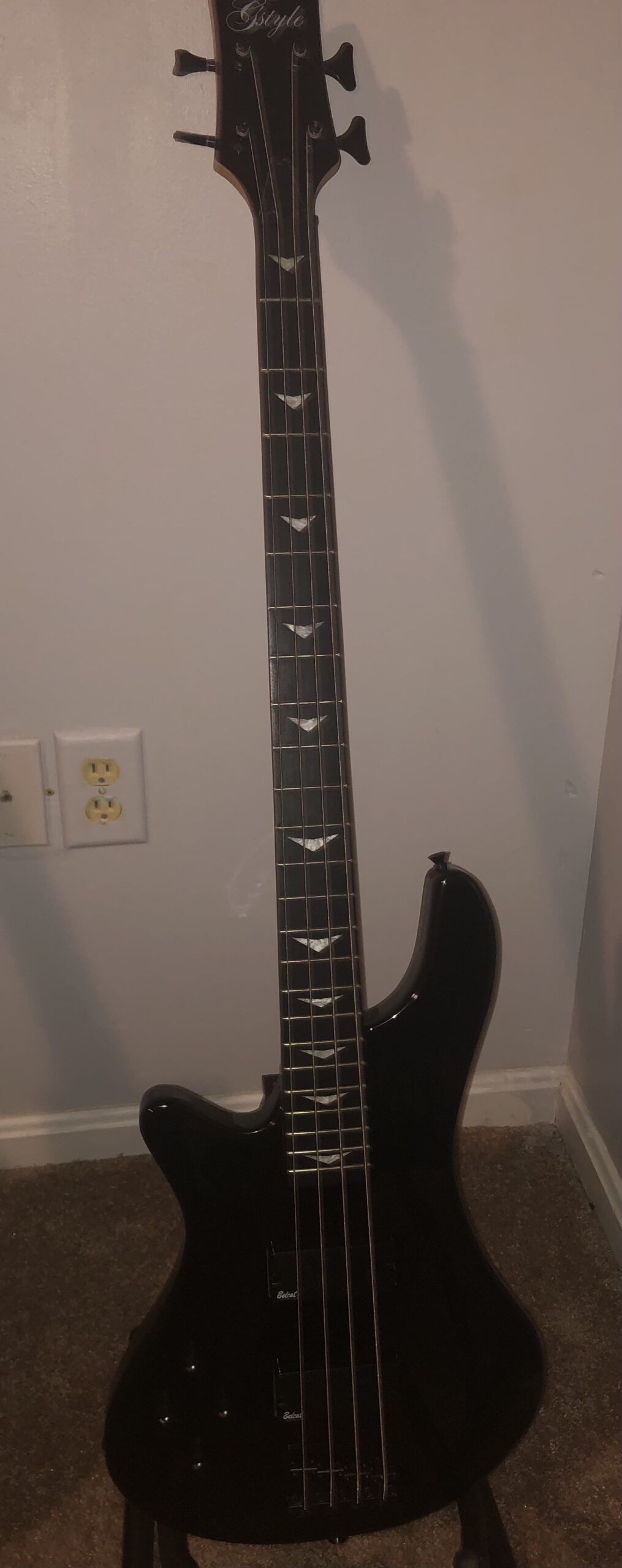 Tario Left-handed 4 String Black Electric Bass, Bolt-on Maple Neck, Poplar Body customer photo 2