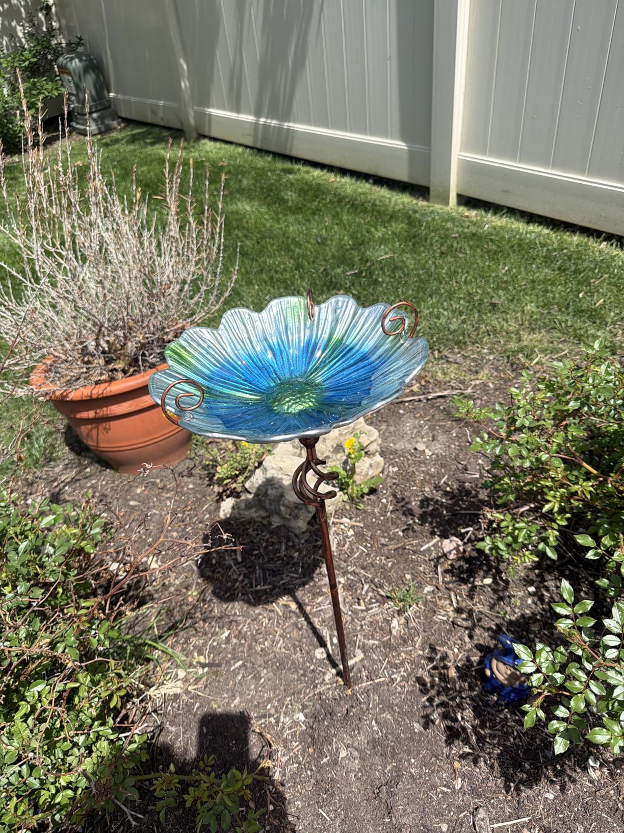MUMTOP 31 Inch Height Glass Birdbath Birdfeeder with Metal Stake Garden Yard Outdoor Blue customer photo 1