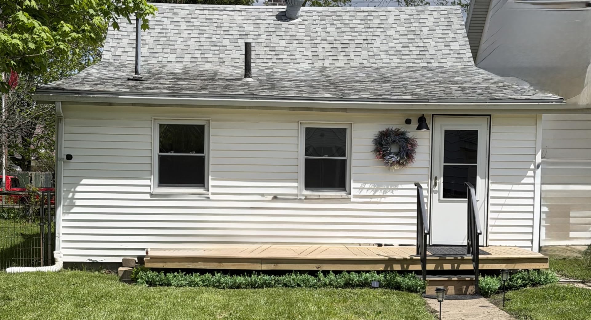 Polaris Homeside Open Louver Vinyl Shutters (1 Pair) 14-1/2in. x 43in. - 930 White customer photo 1